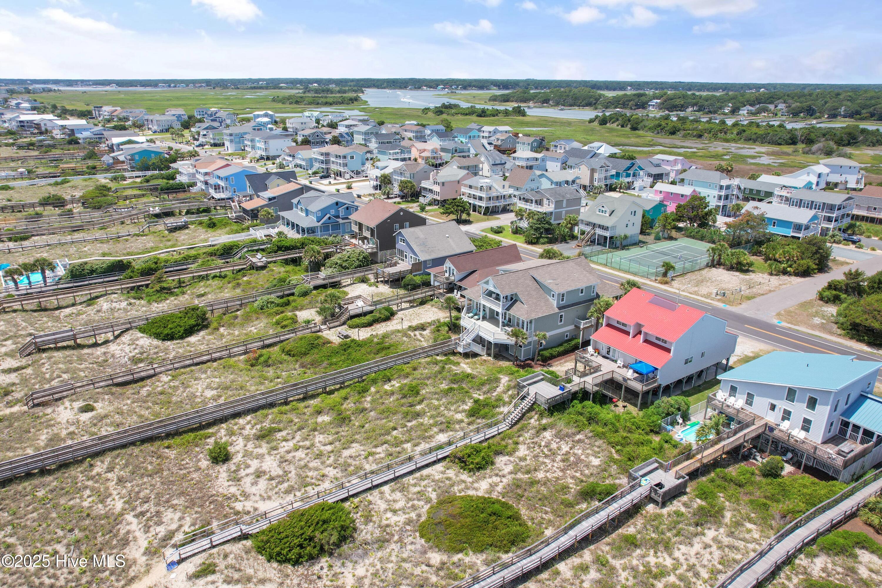 100519693 | Photo 70