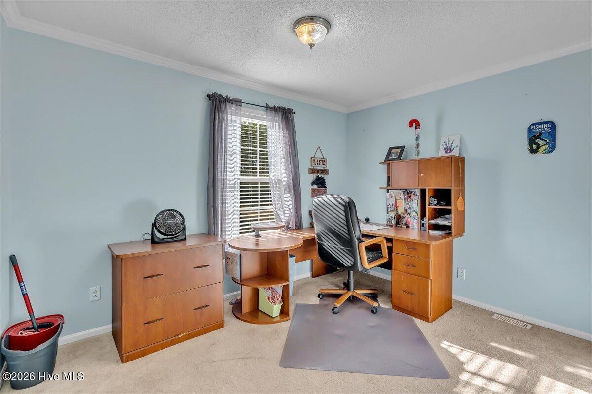 100549997 | Photo 38