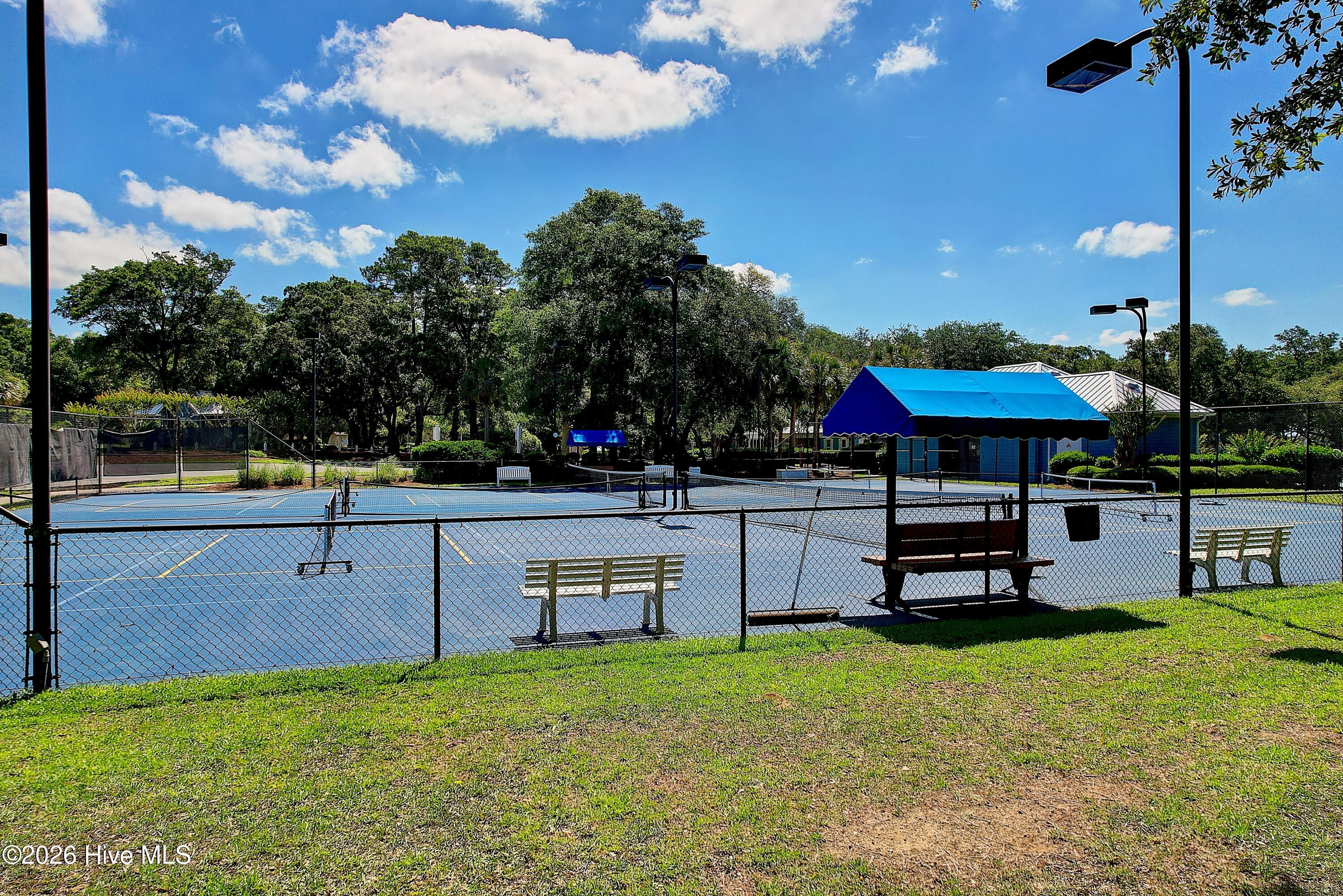 100550305 | Photo 67