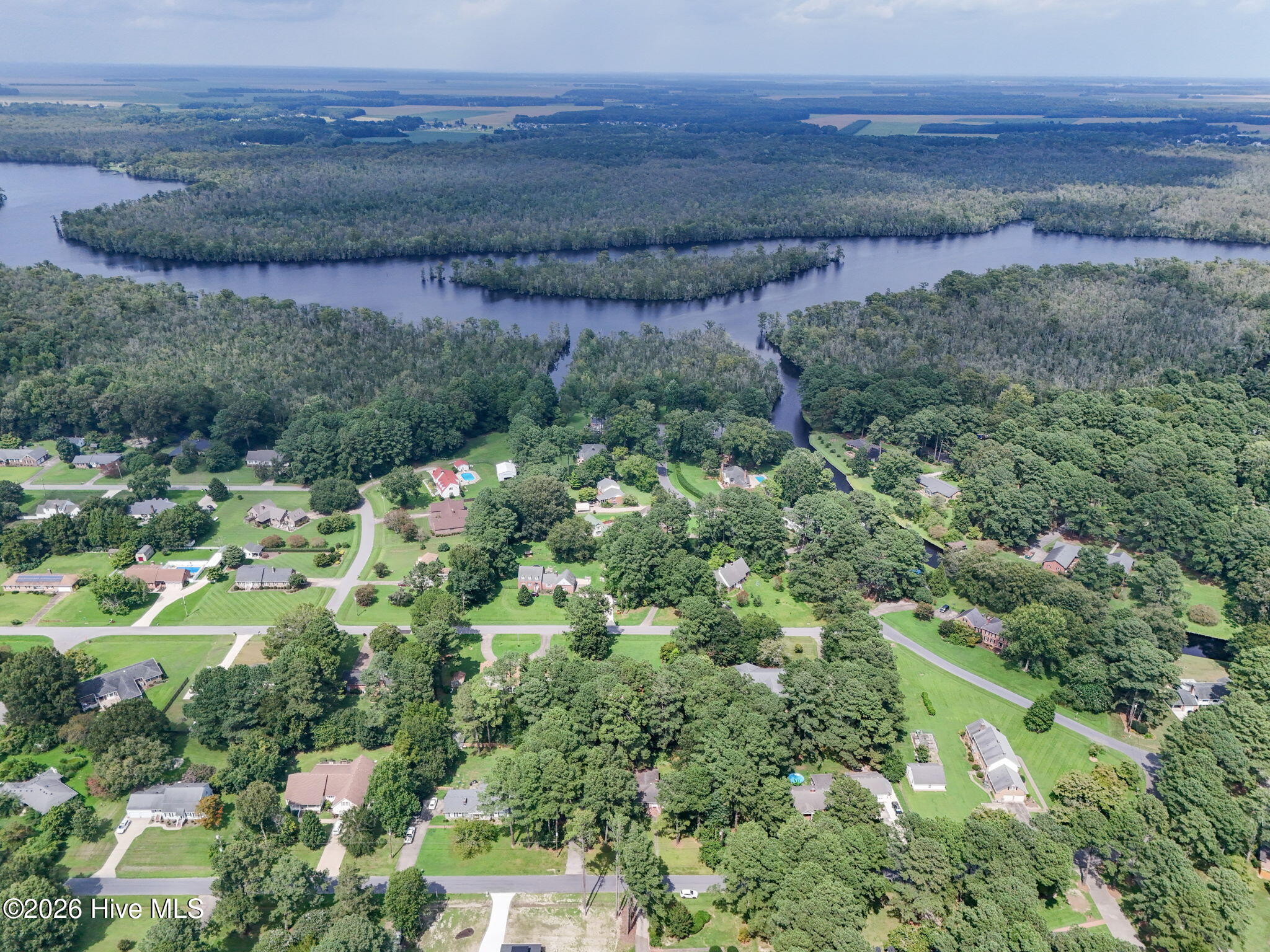 Photo 2 of Single family home for sale at 108 Hunters Trl E, Elizabeth City, NC 27909 | MLS# 100608950 | Listing updated on 2026-10-08