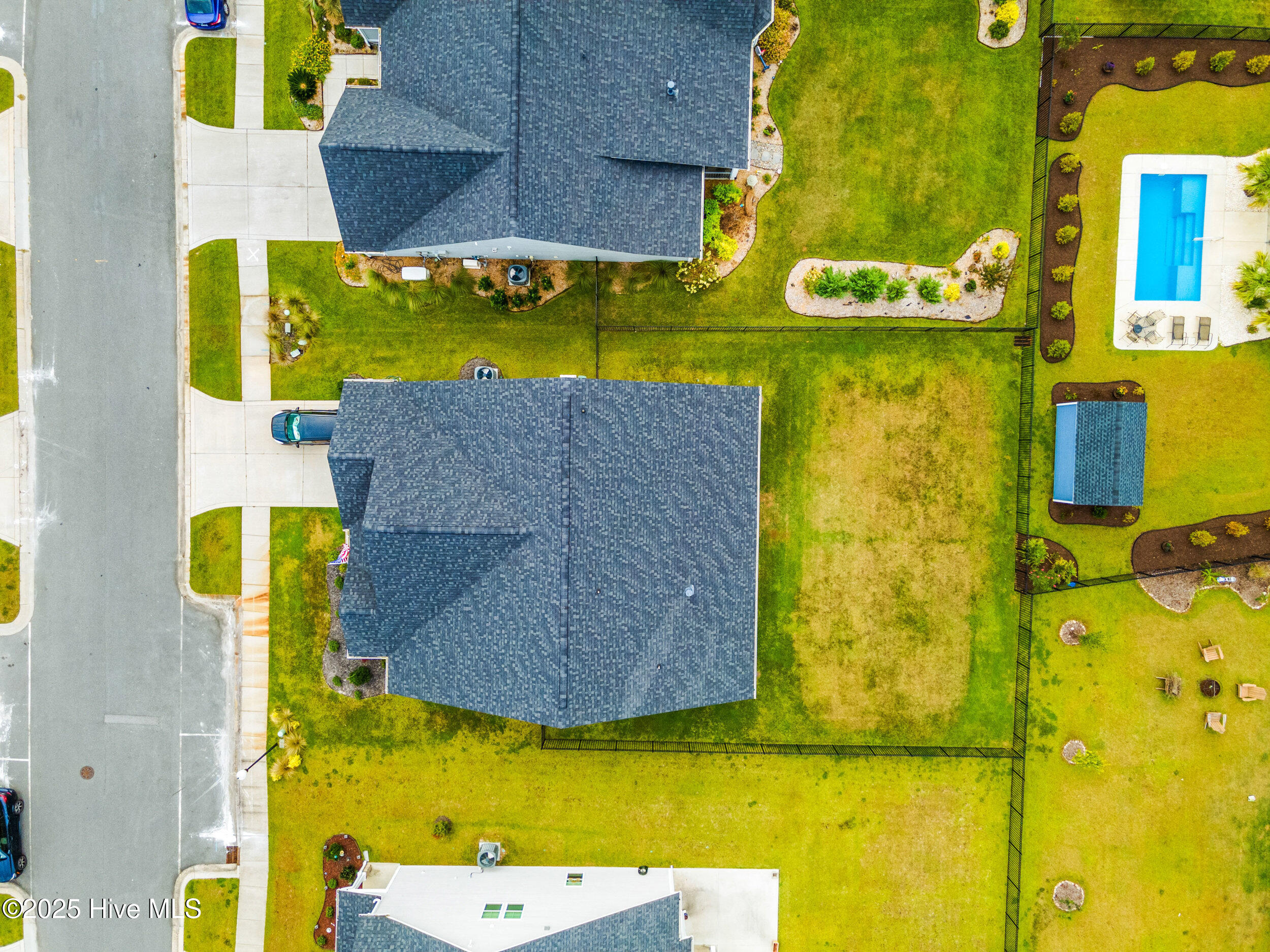 100513907 | Photo 35