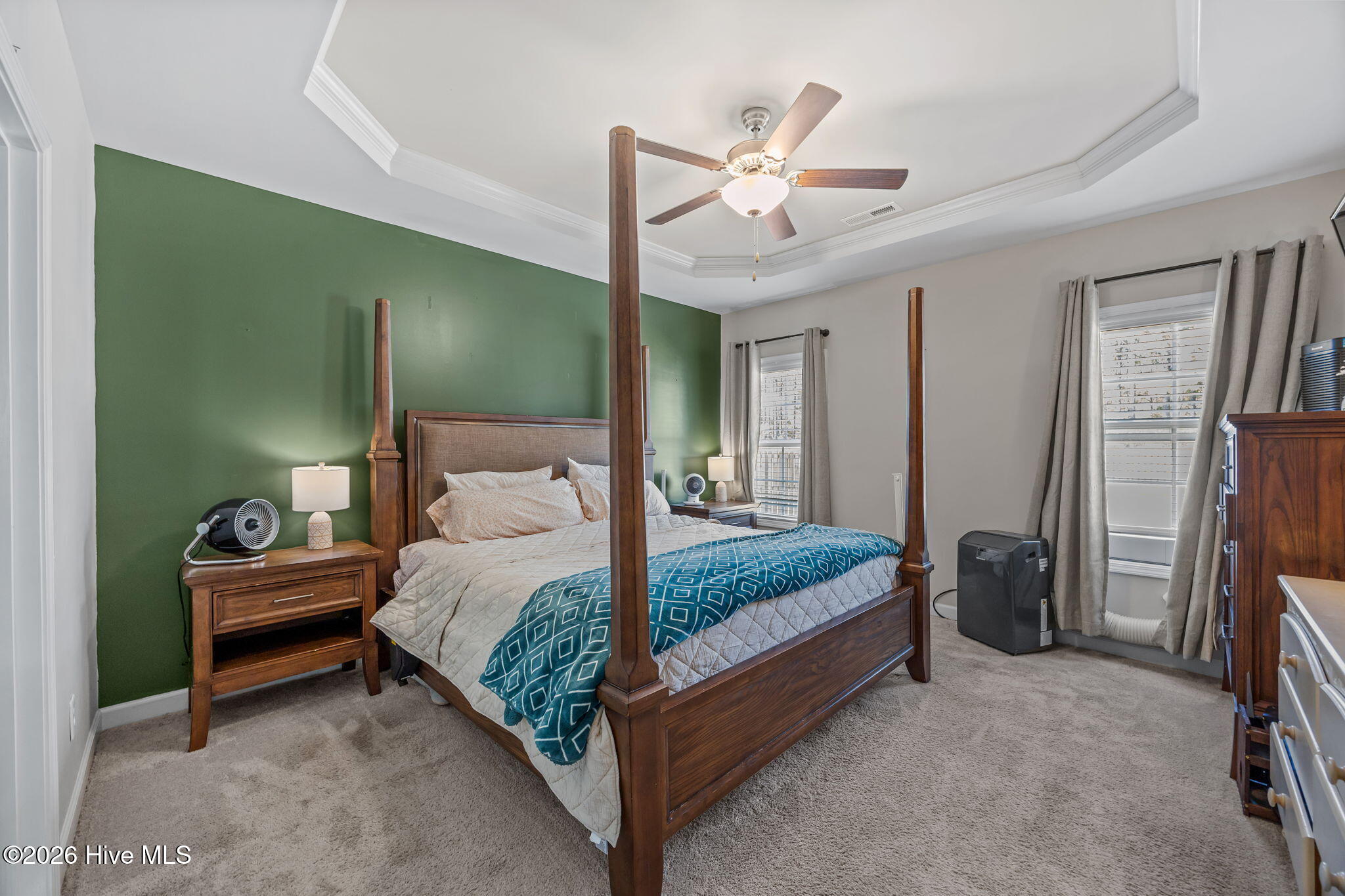 100552335 | Photo 15