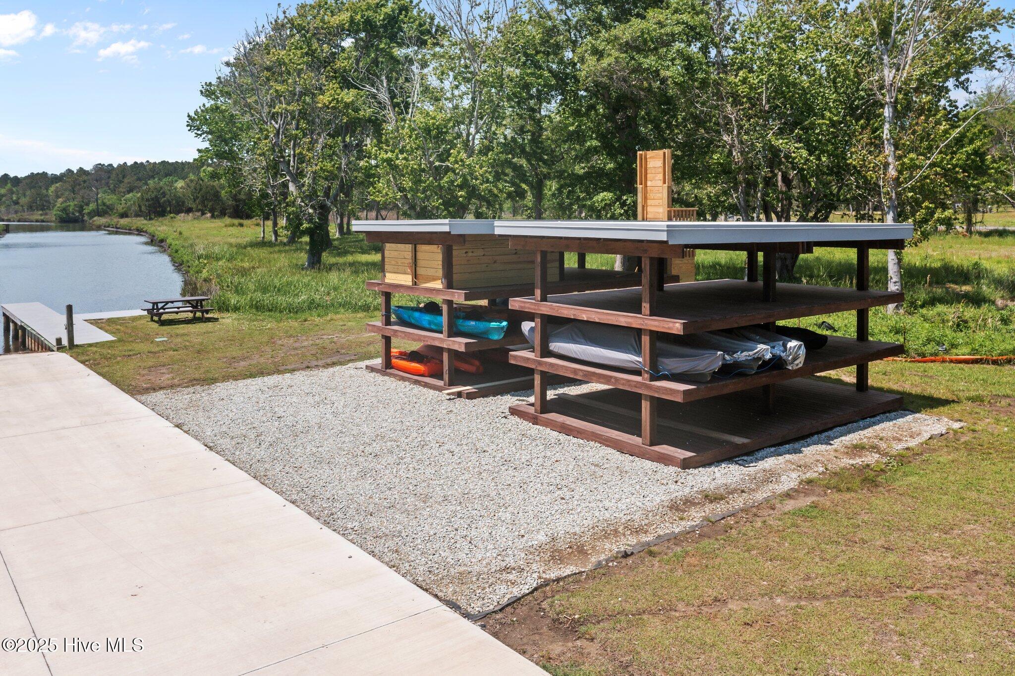 100514796 | Photo 52