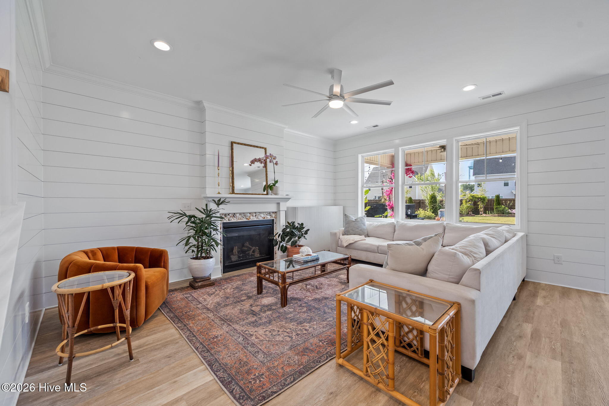 100566111 | Photo 18