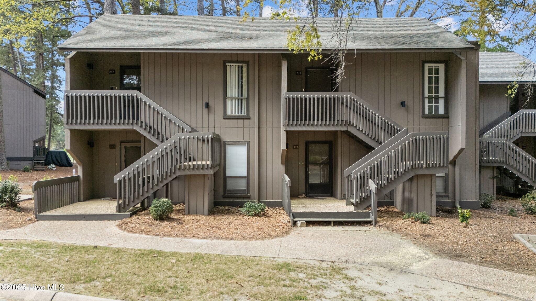 5 Pine Tree Road 211