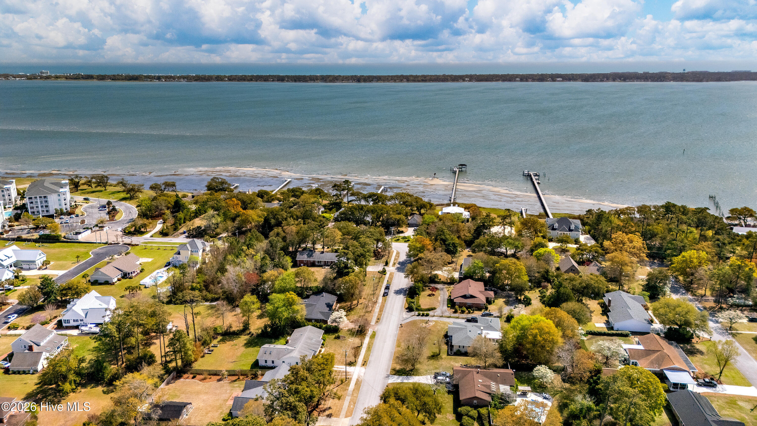 215 Harbor Drive,Morehead City