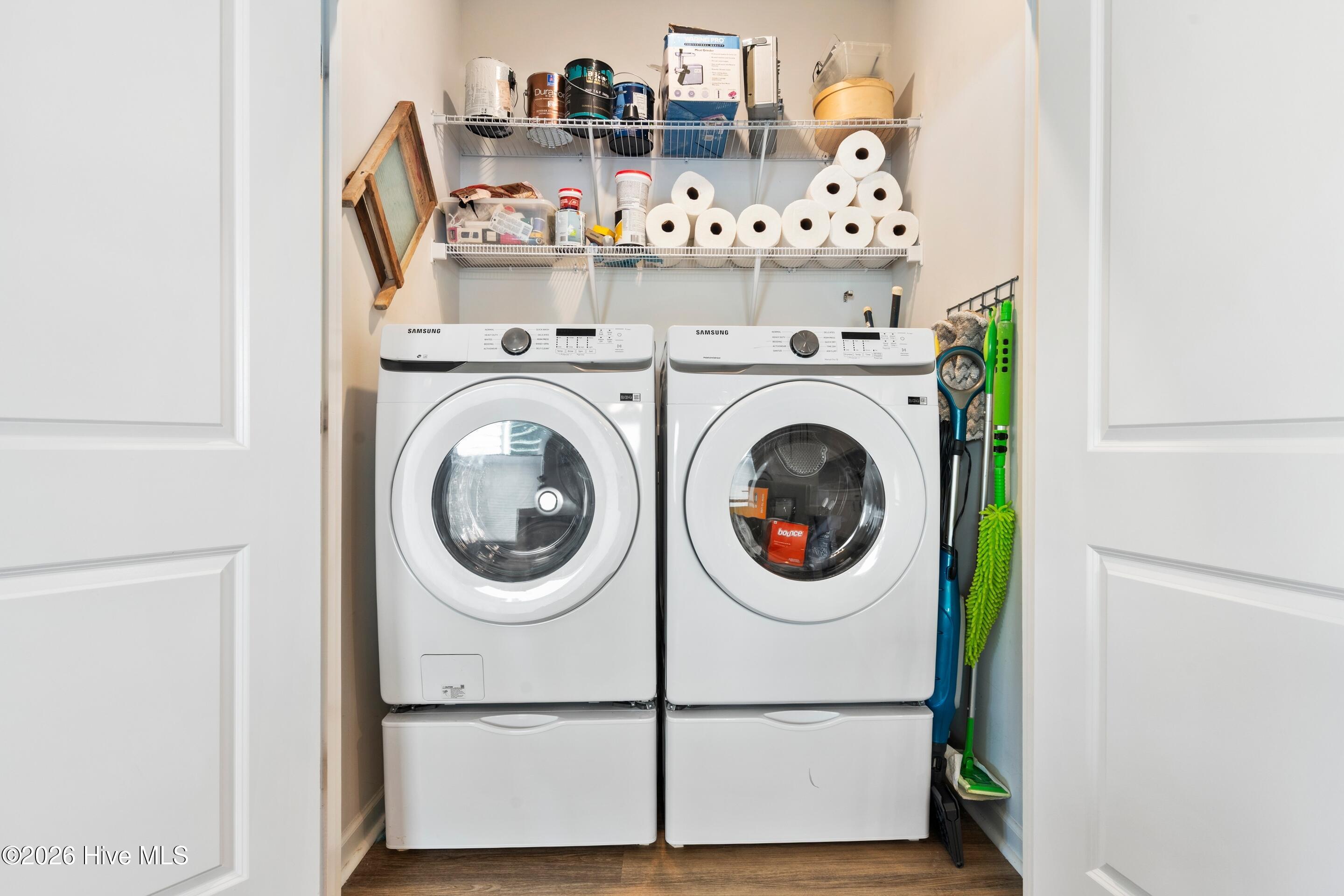 100550634 | Photo 46