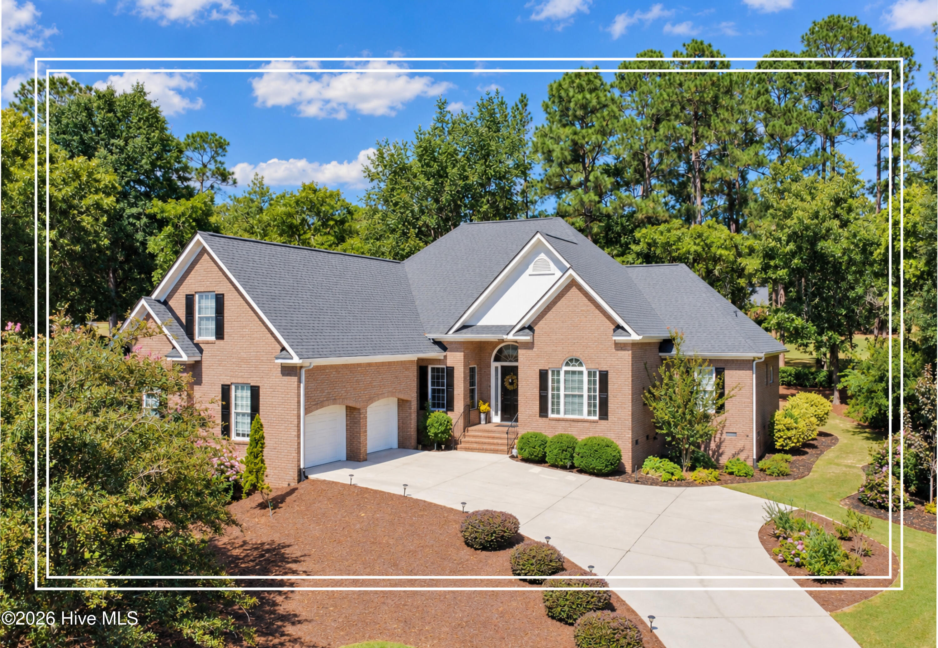 Single family home for sale at 5400 Belle Mead Dr, Aiken, SC 29803 | MLS# 100607423