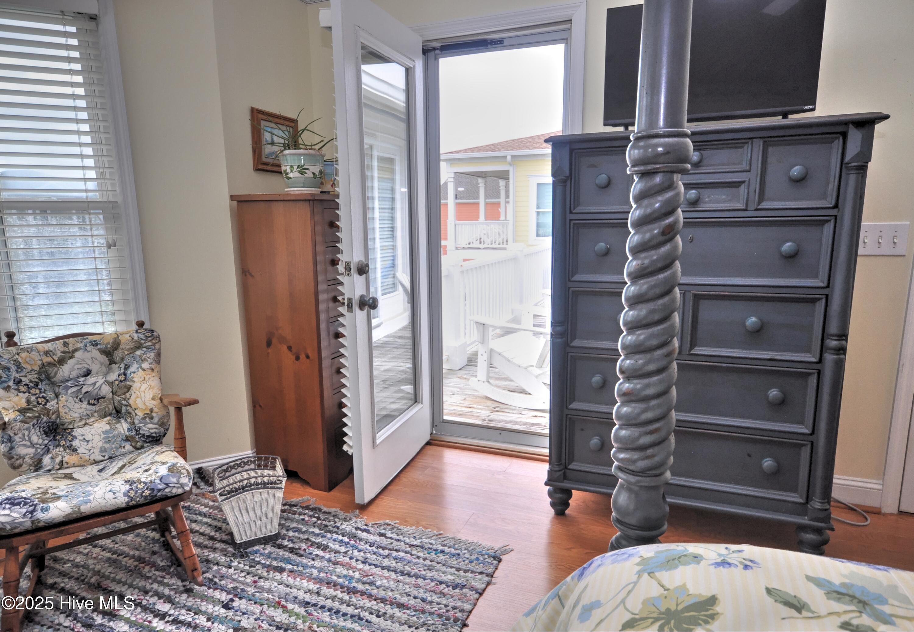 100538748 | Photo 27