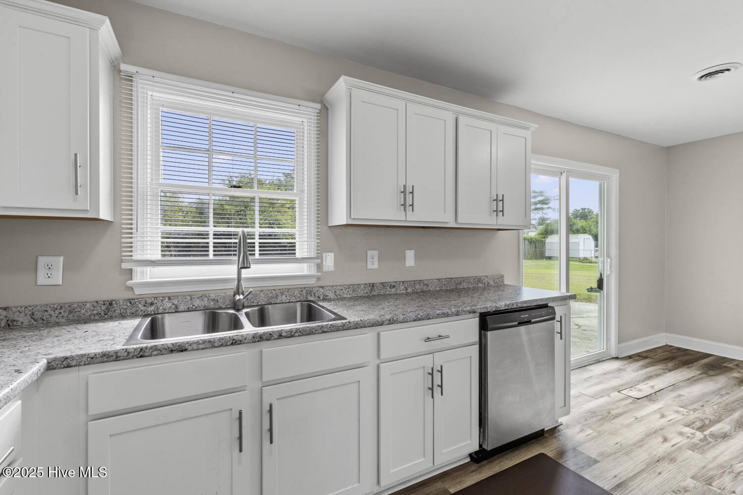 136 Sandy Drive, Jacksonville, NC 28546 – photo 9: sandy-9