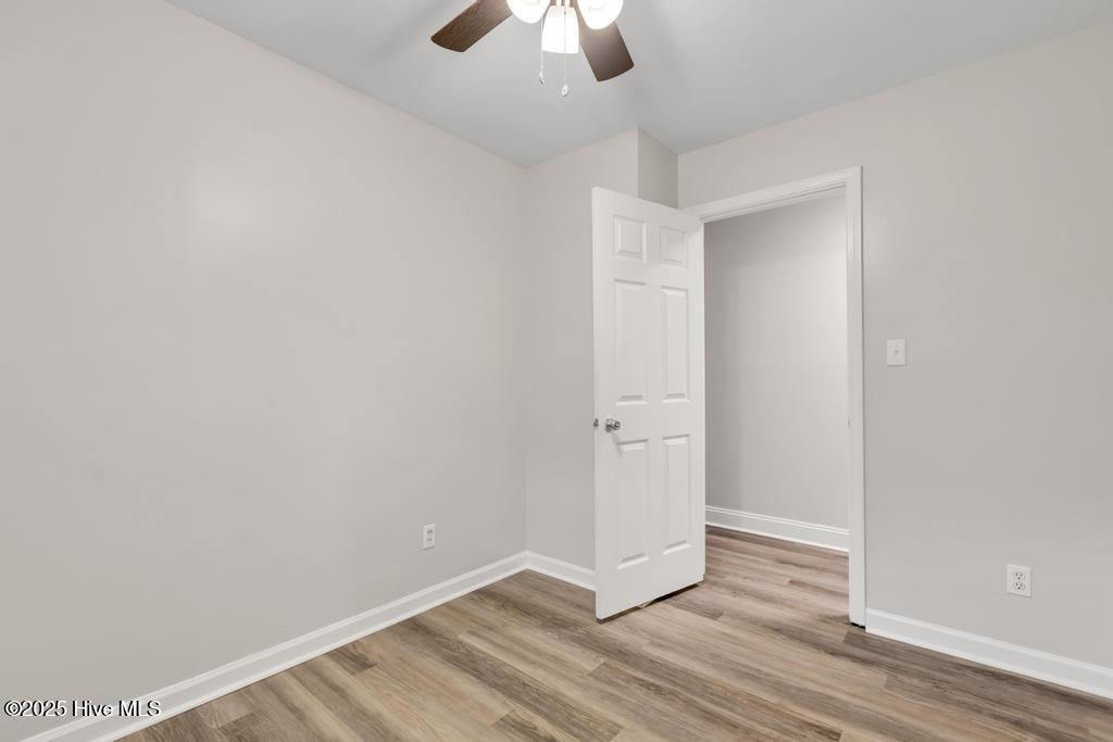 100537299 | Photo 21