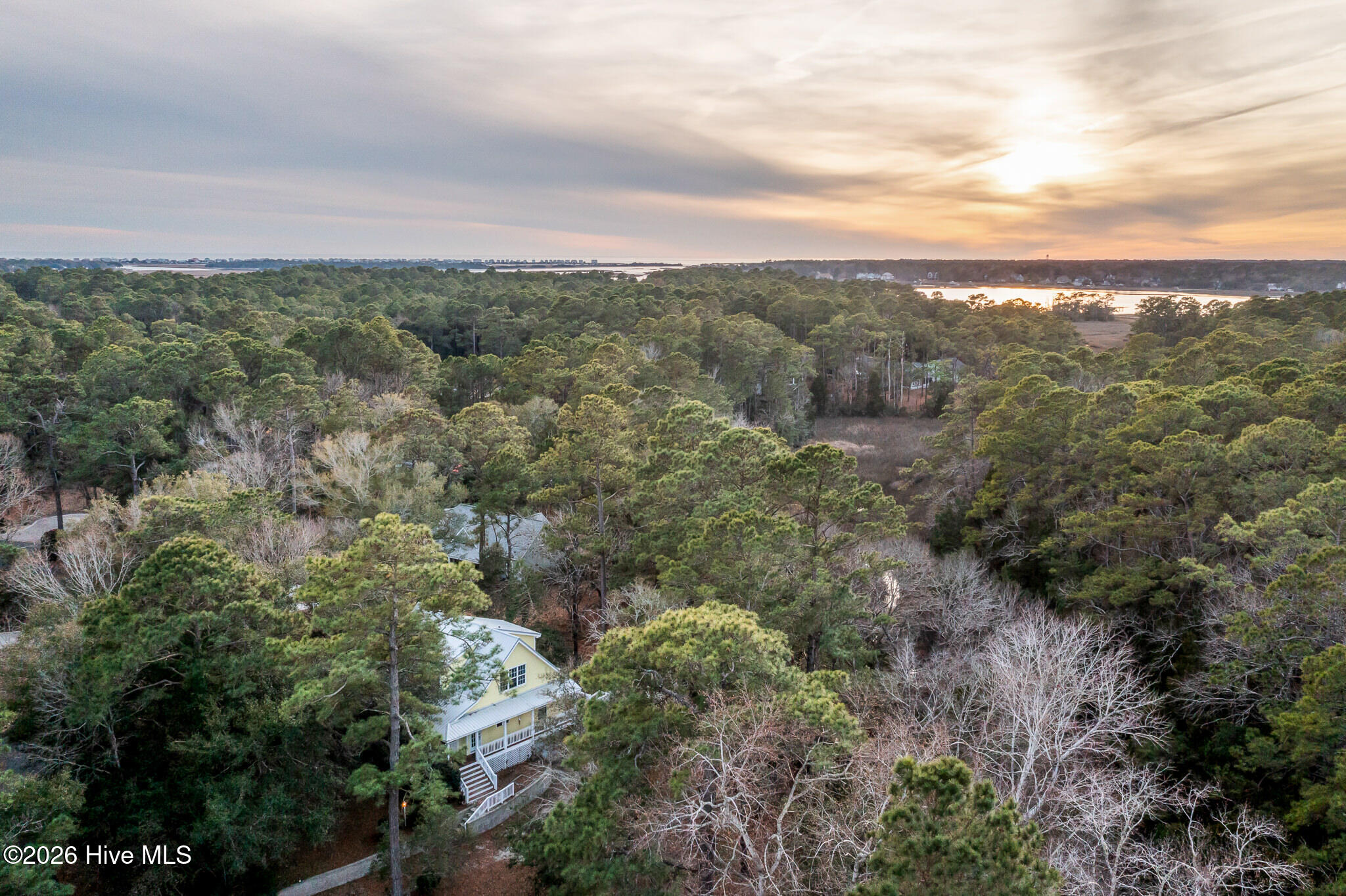 100549420 | Photo 44