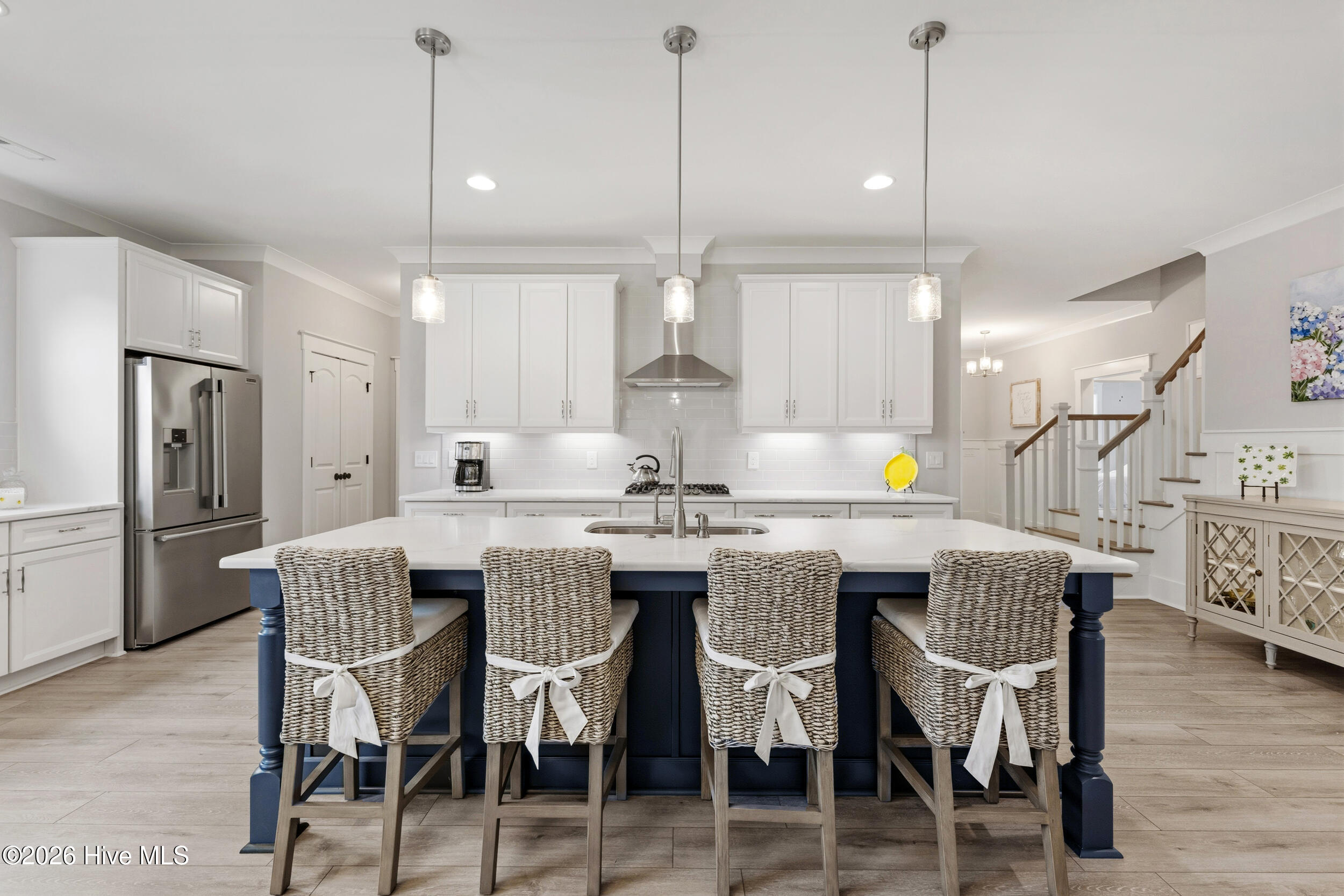 100560170 | Photo 21