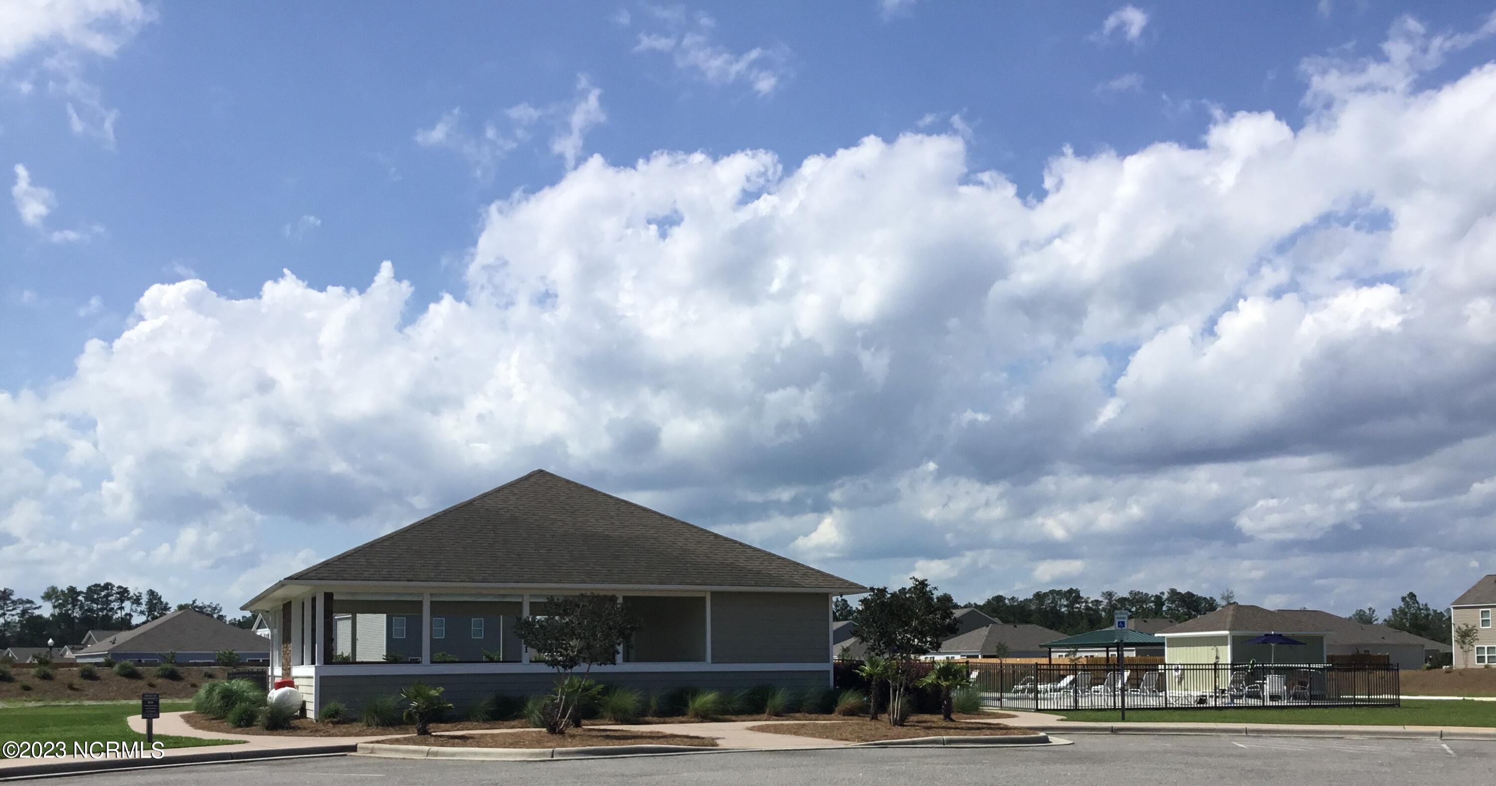 100542934 | Photo 15