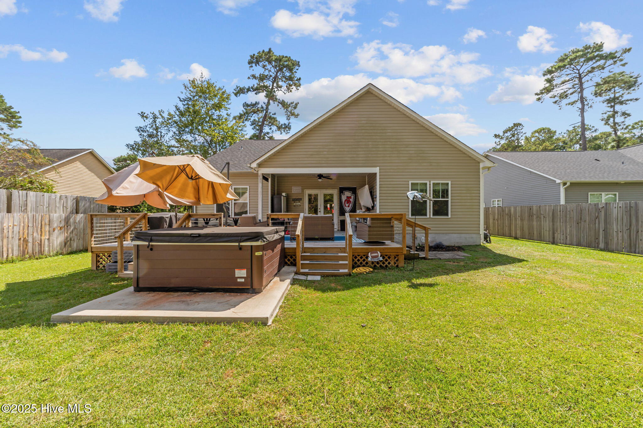 100531011 | Photo 28