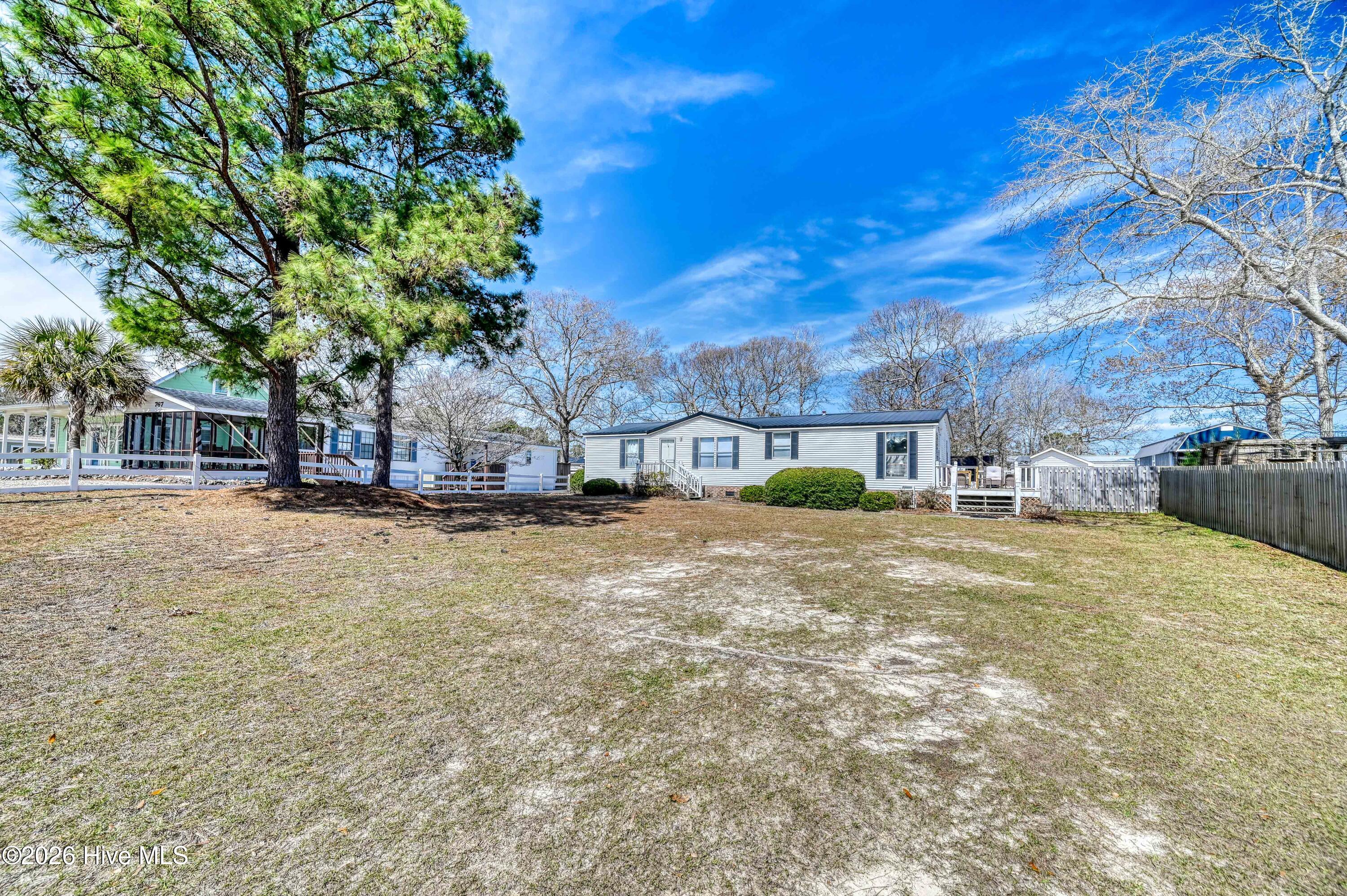 100557720 | Photo 31