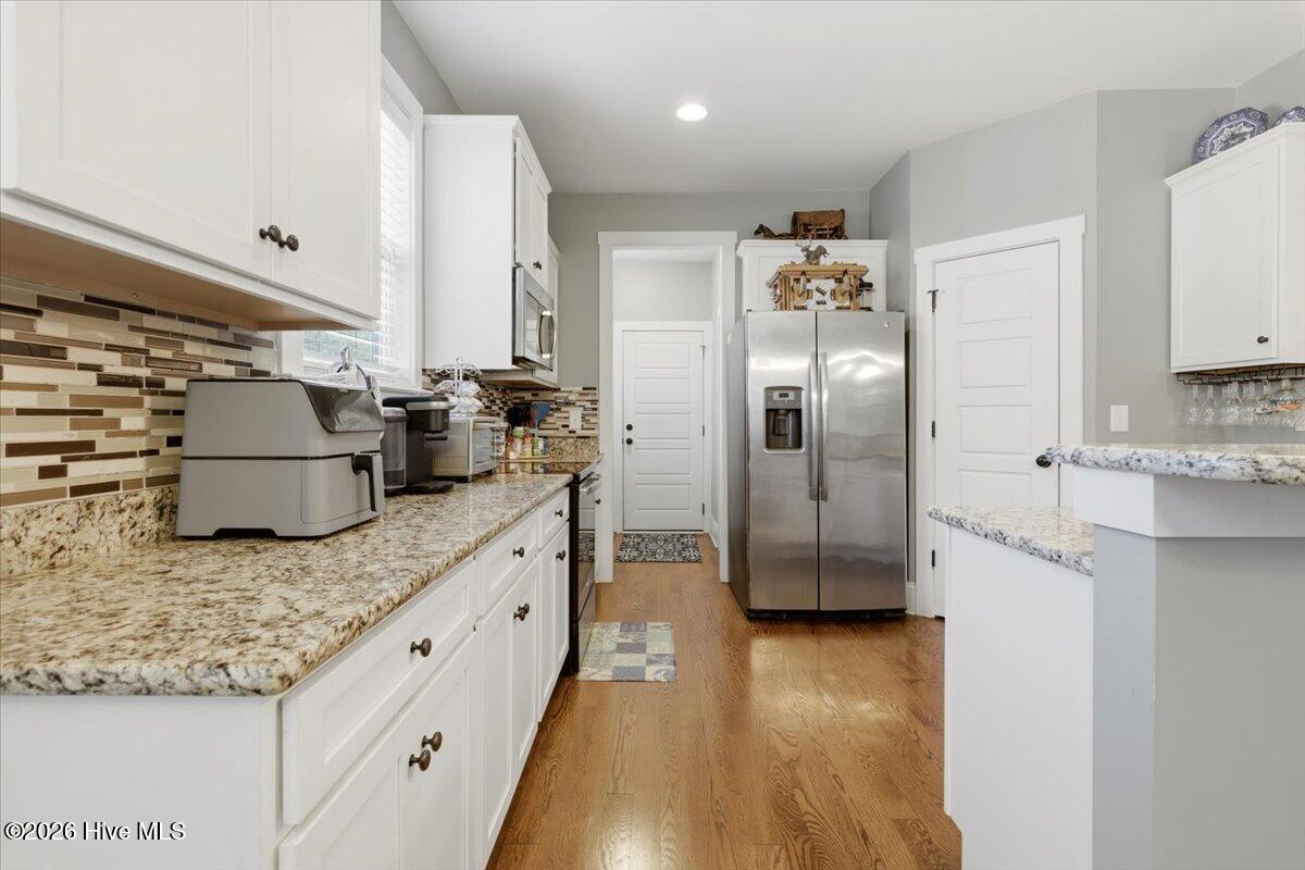 100568053 | Photo 19