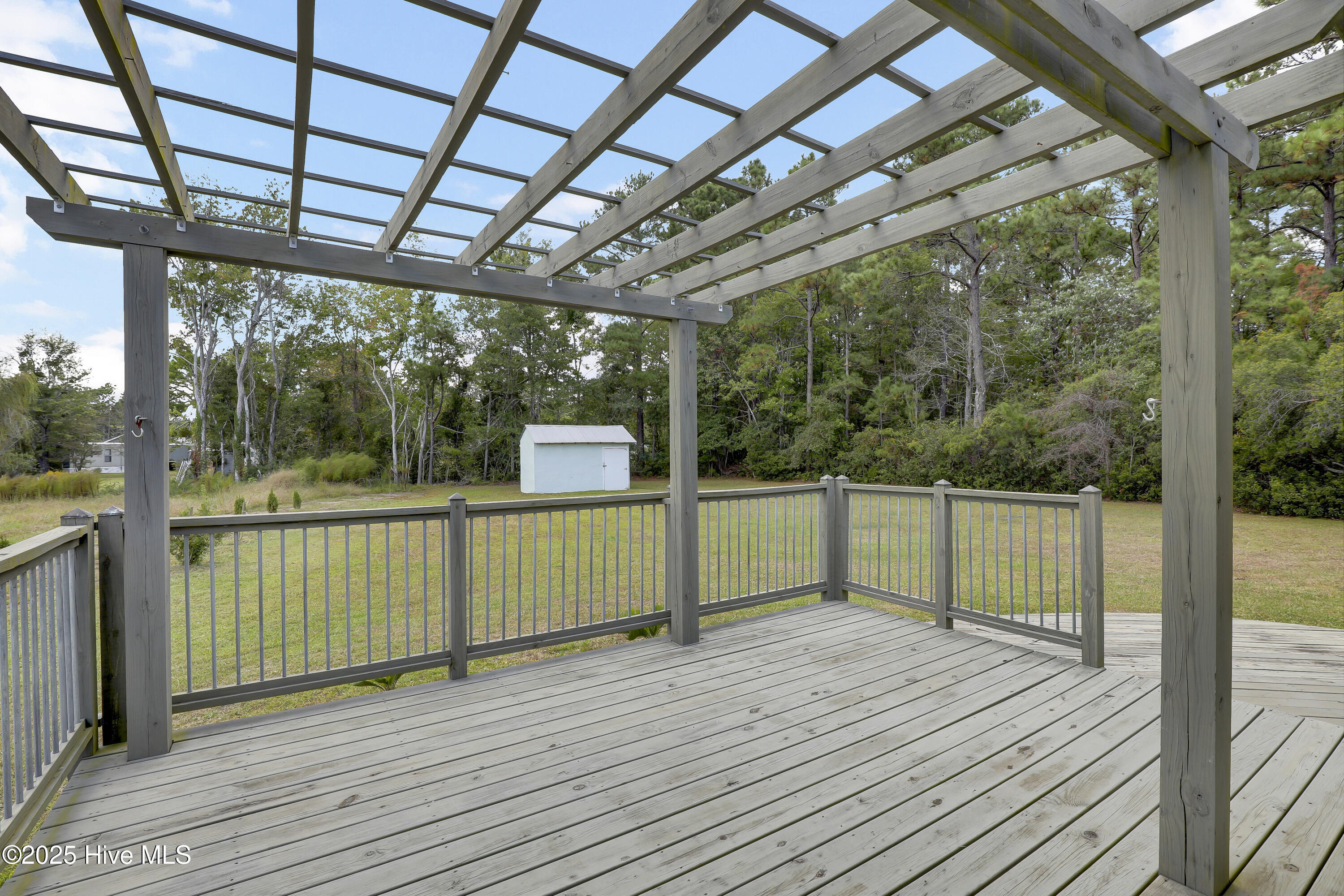 100533401 | Photo 28