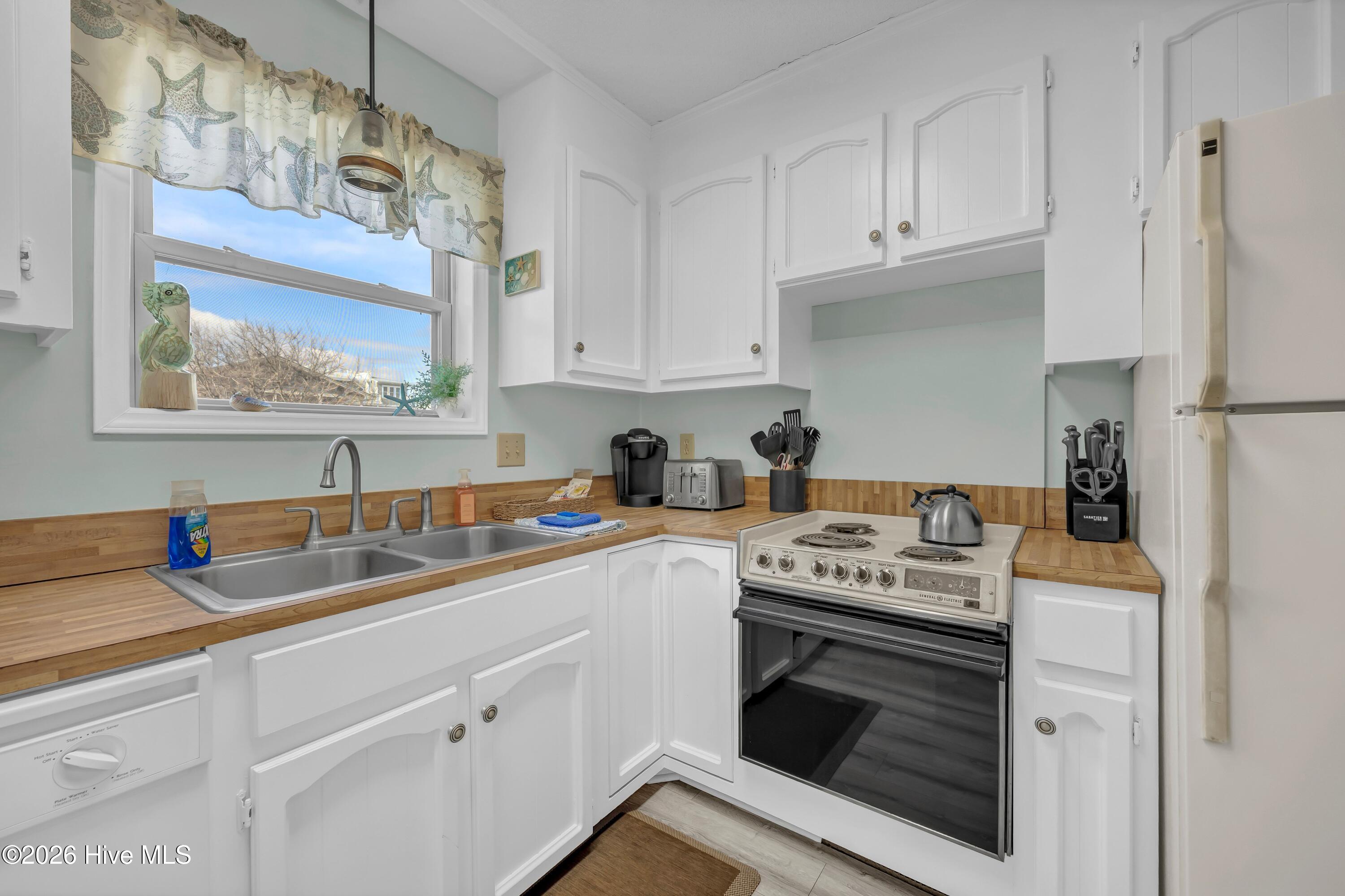 100552249 | Photo 14