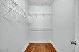 100542556 | Photo 11