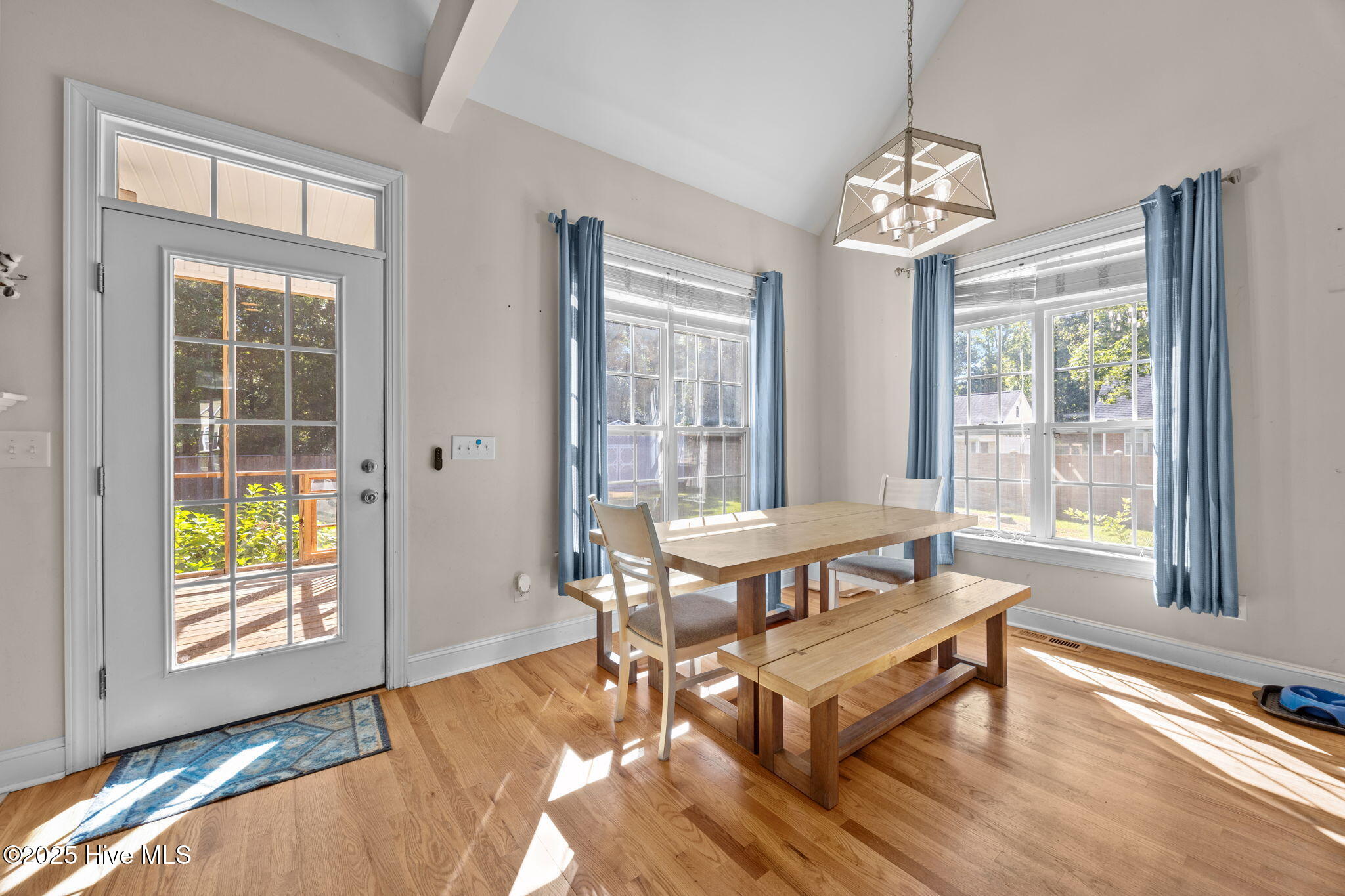 101 E Pointe Road, Rocky Point, NC 28457 – photo 8: 22-web-or-mls-IMG_6233