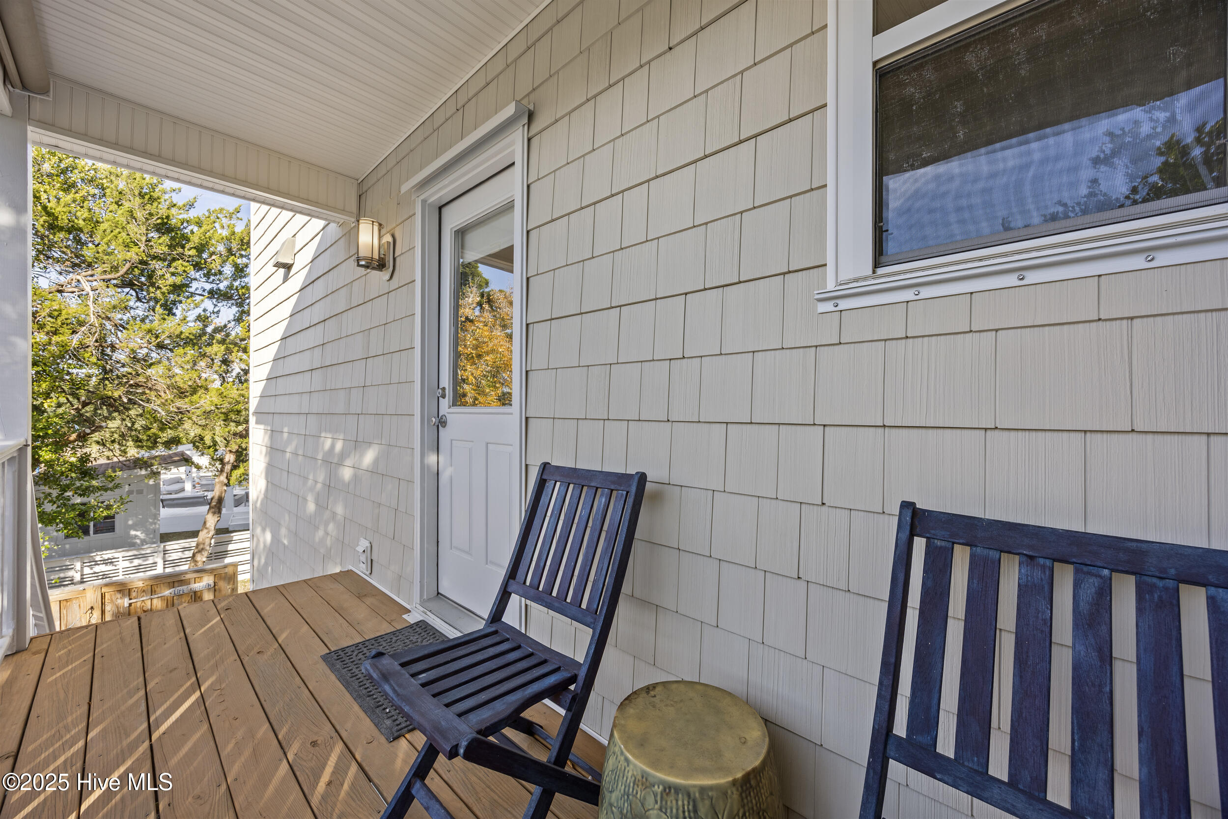 100554805 | Photo 19