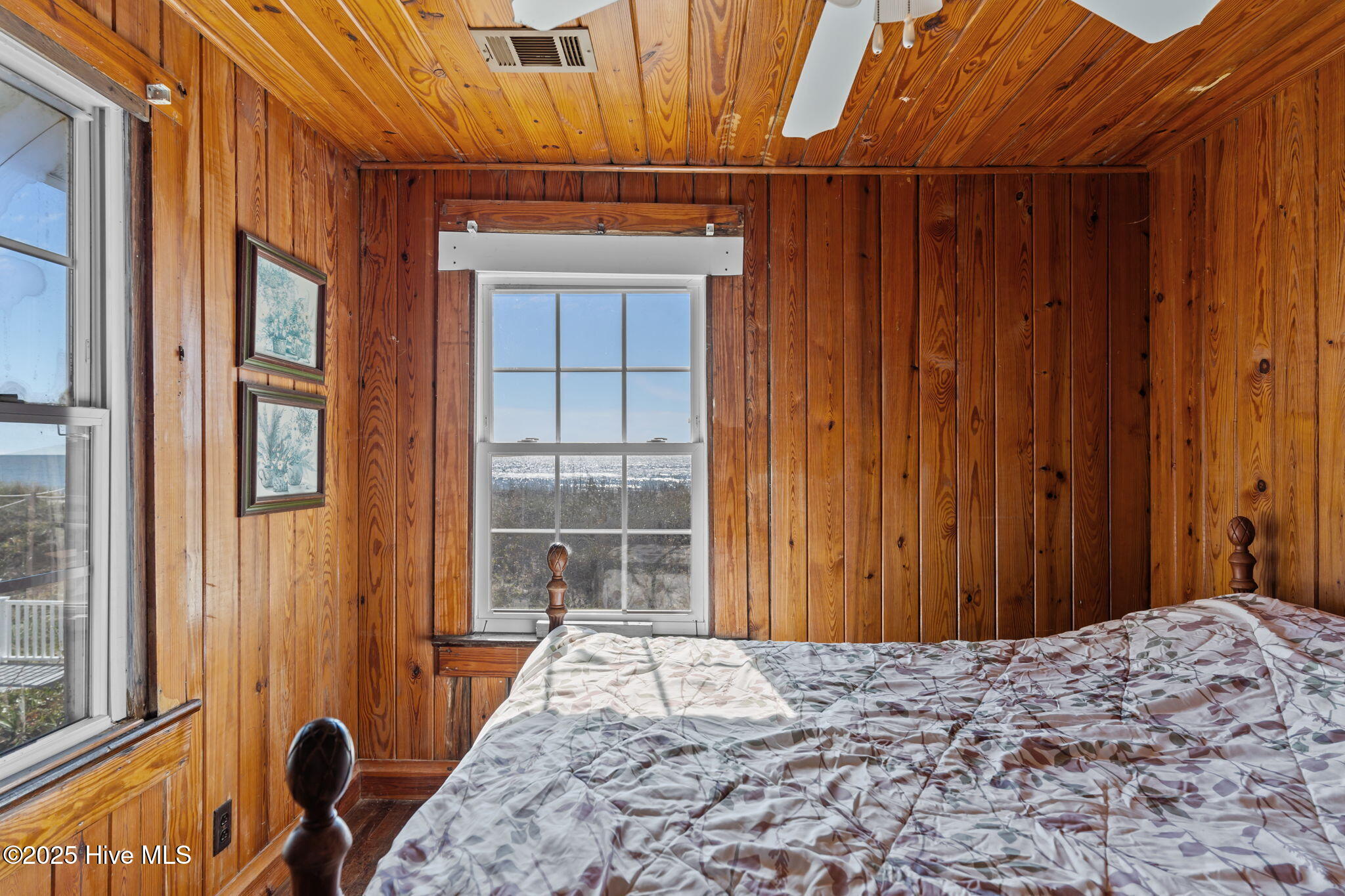 100539886 | Photo 23