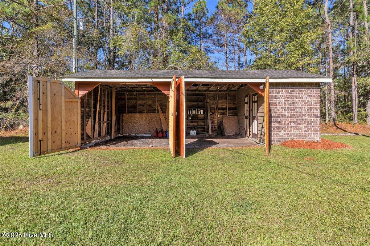 100568309 | Photo 14