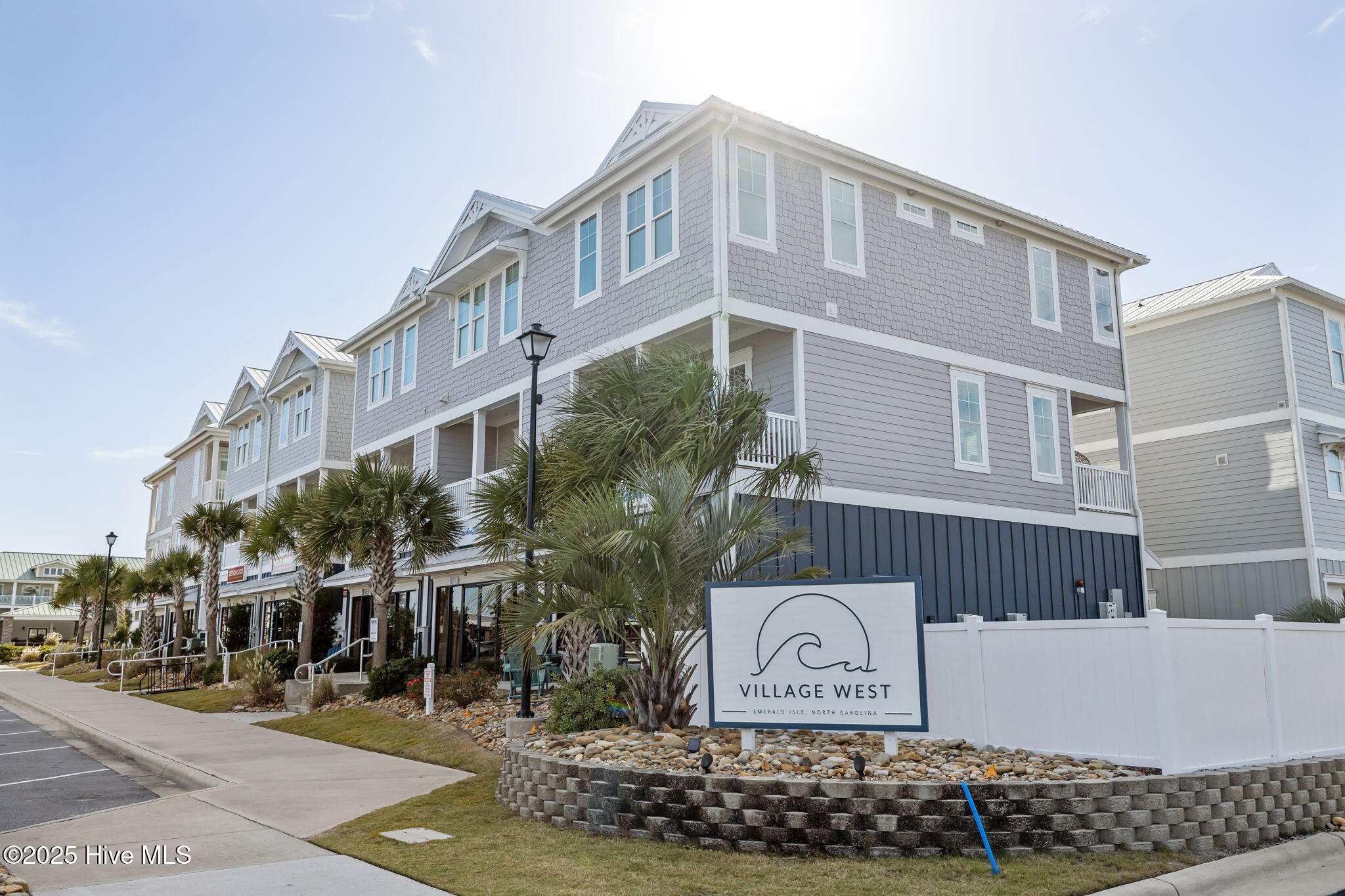 100541524 | Photo 34