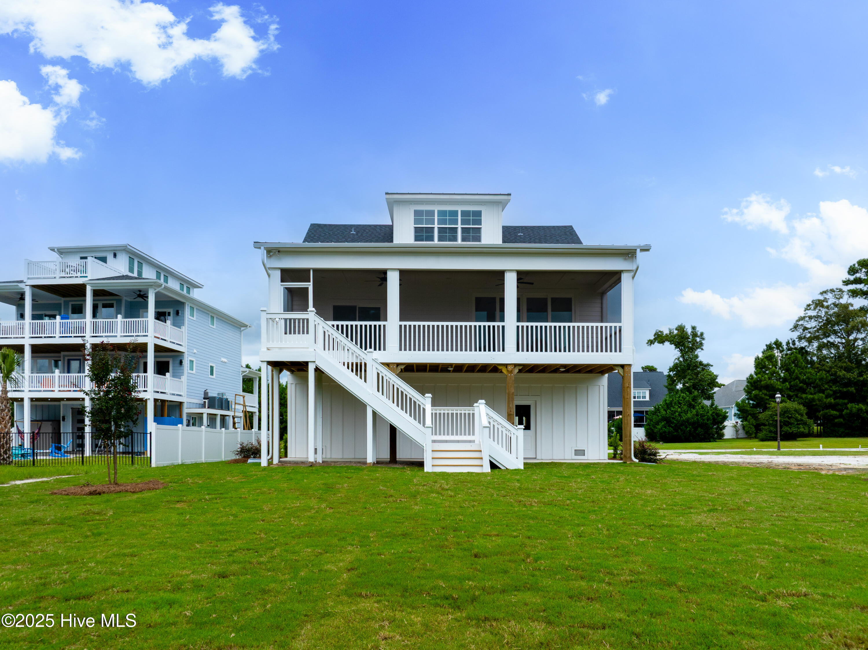 100552553 | Photo 44