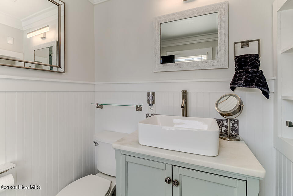 100557542 | Photo 21