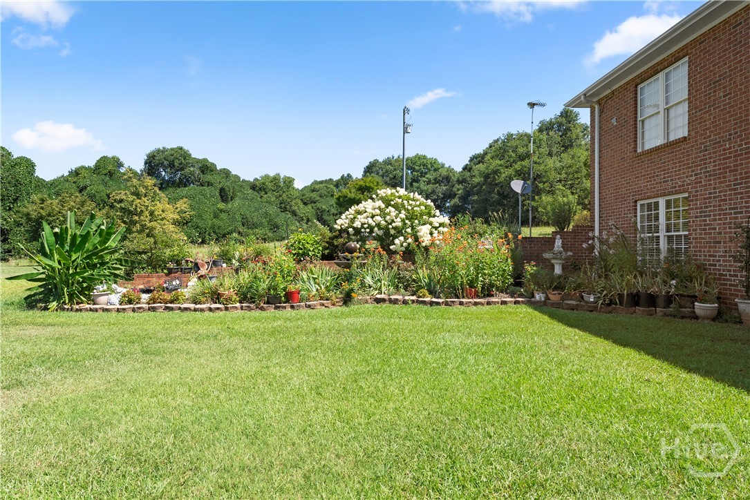 1121 Beacon Light Road