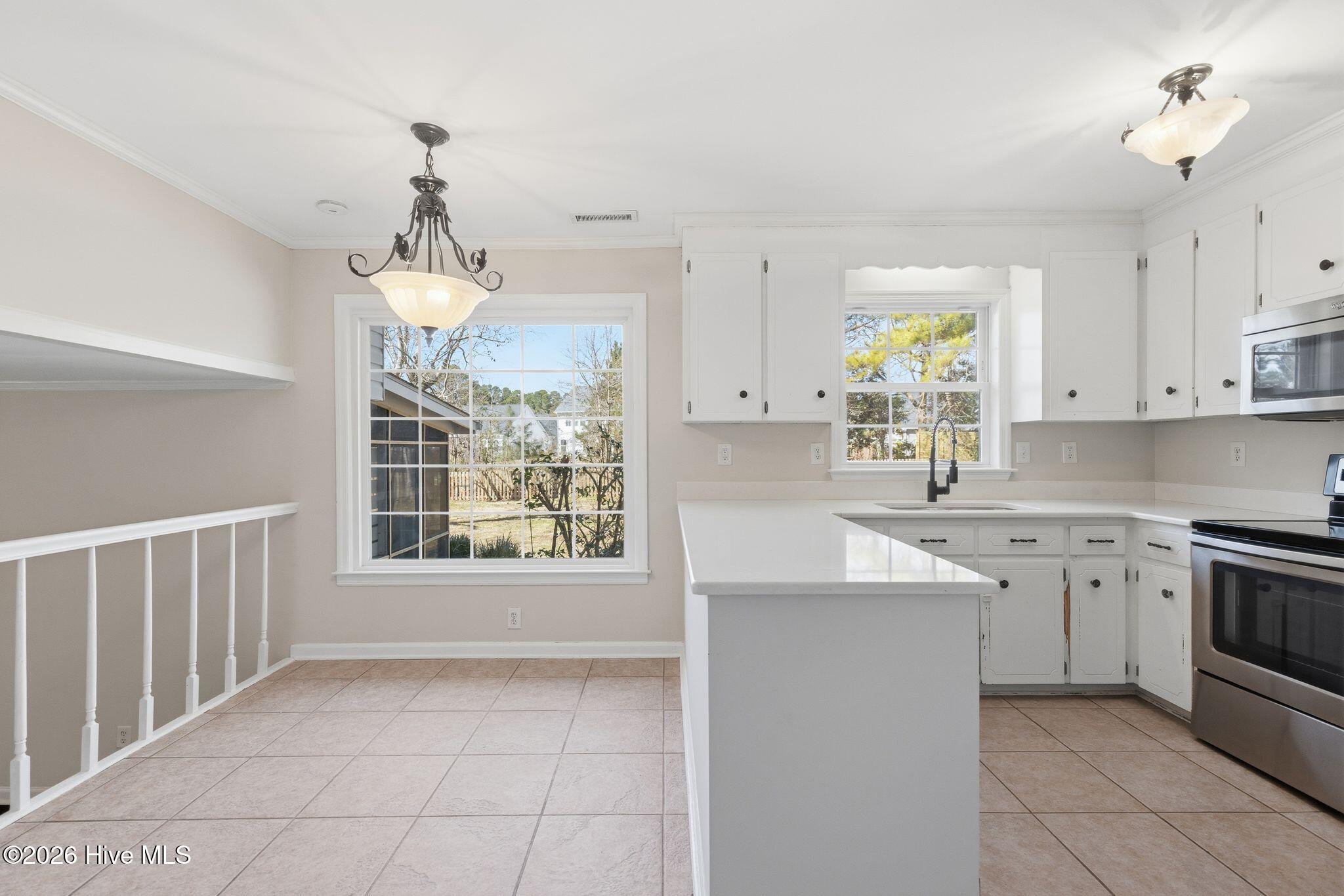 100554538 | Photo 22