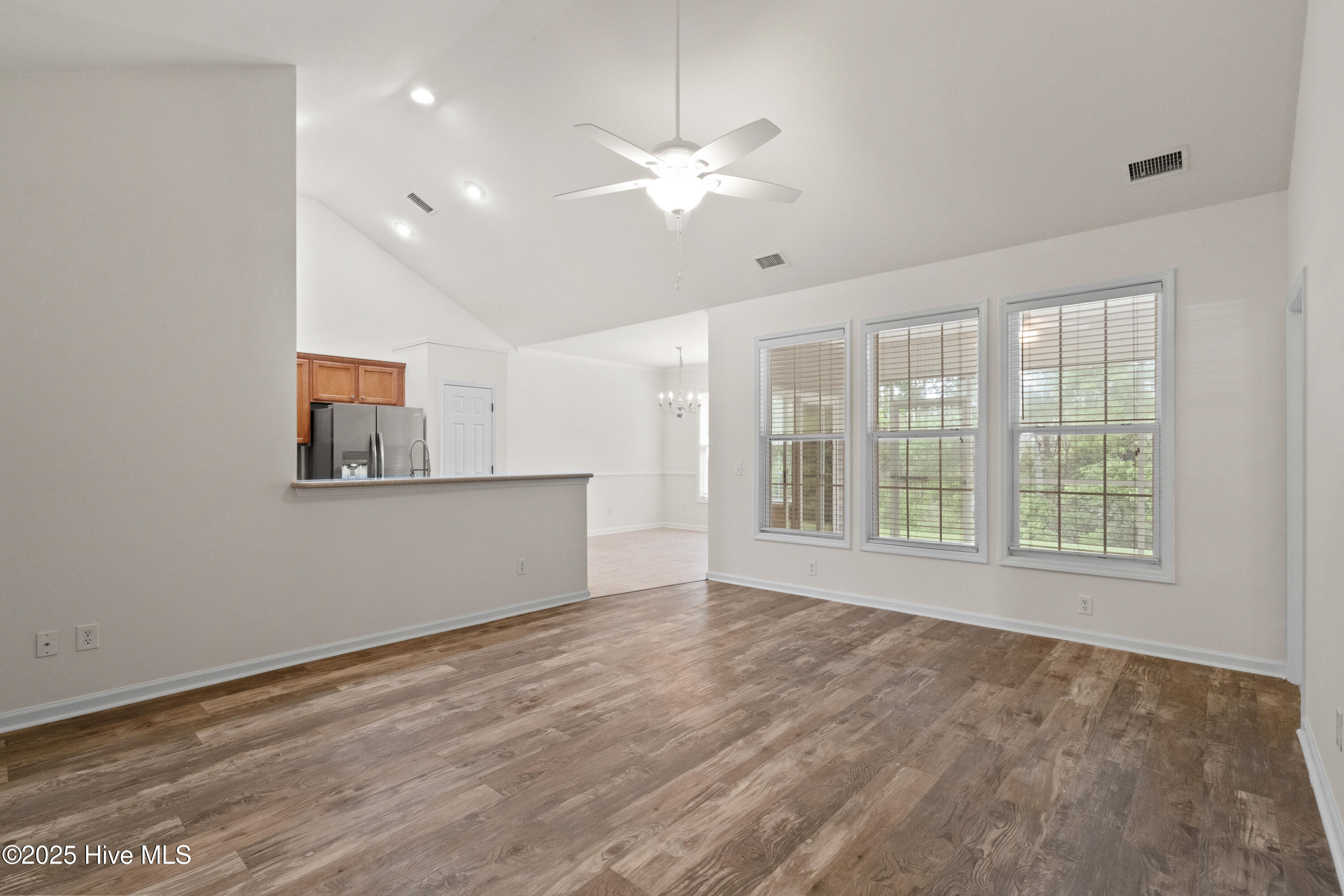 94 Field Planters Circle 7