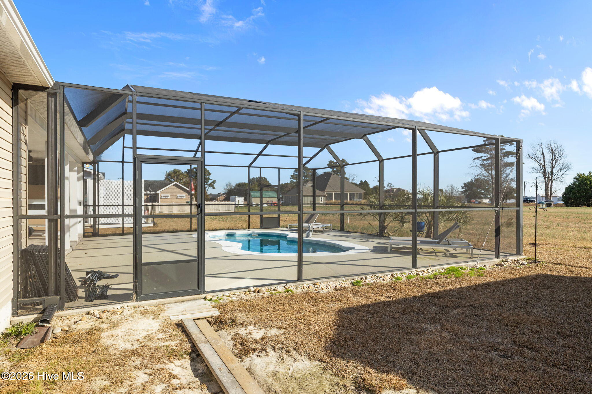 100549021 | Photo 36