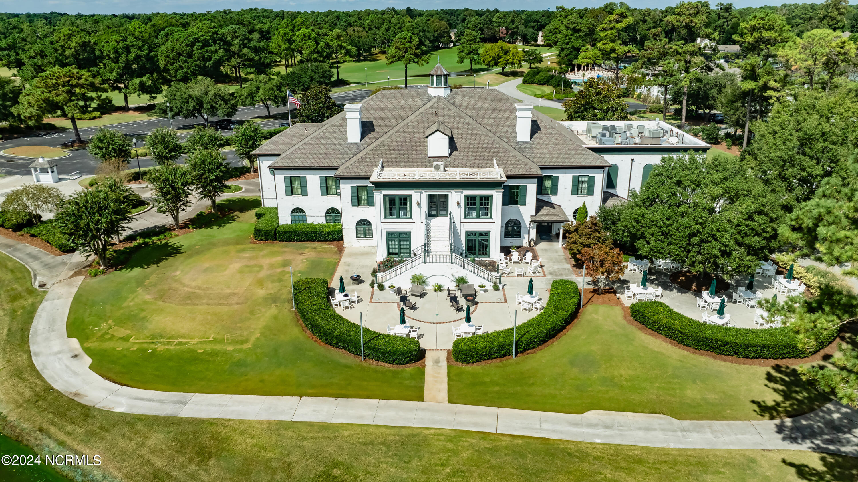 100566055 | Photo 31