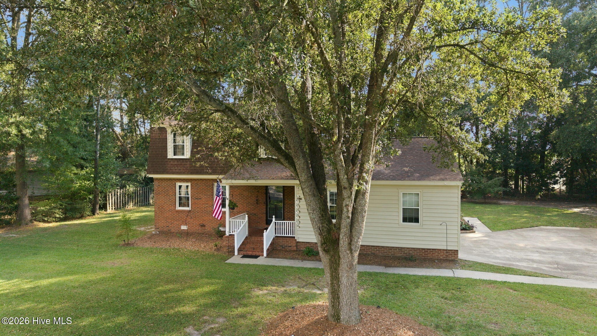 Photo 1 of Single family home for sale at 201 Evanswood Dr, Greenville, NC 27858 | MLS# 100605943 | Listing updated on 2026-10-05