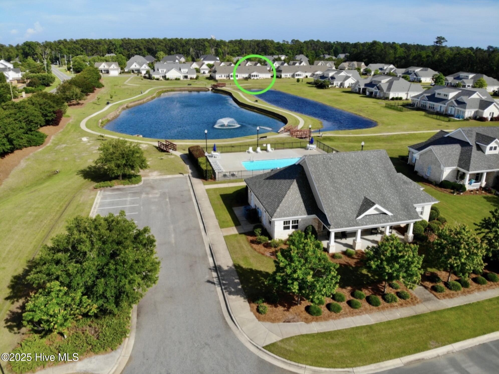 100546730 | Photo 48