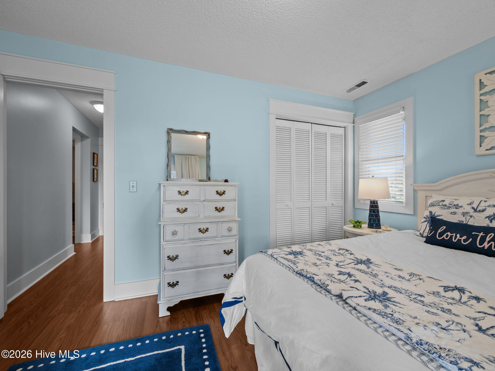 100547996 | Photo 33