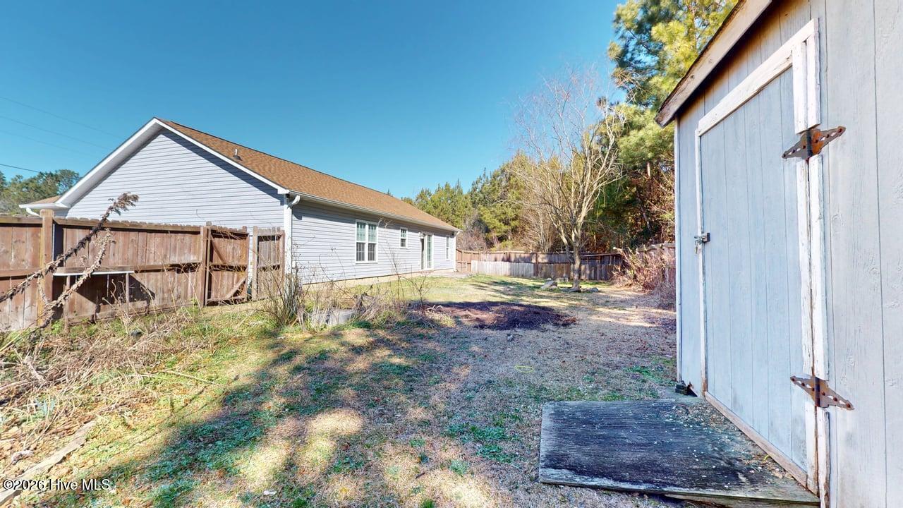 100552831 | Photo 23