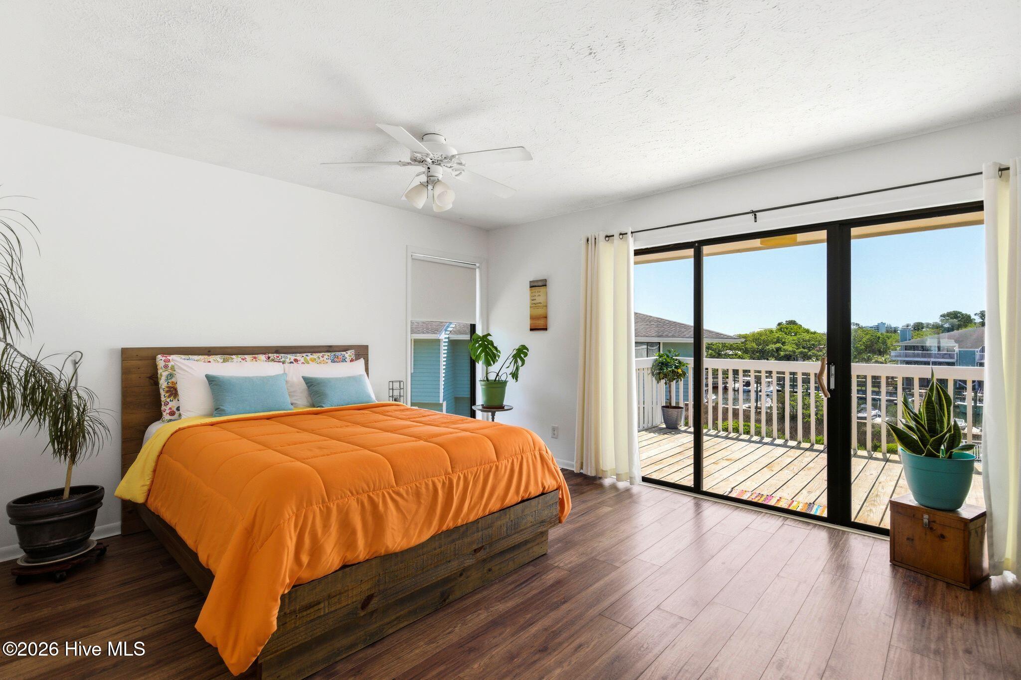 100568885 | Photo 21