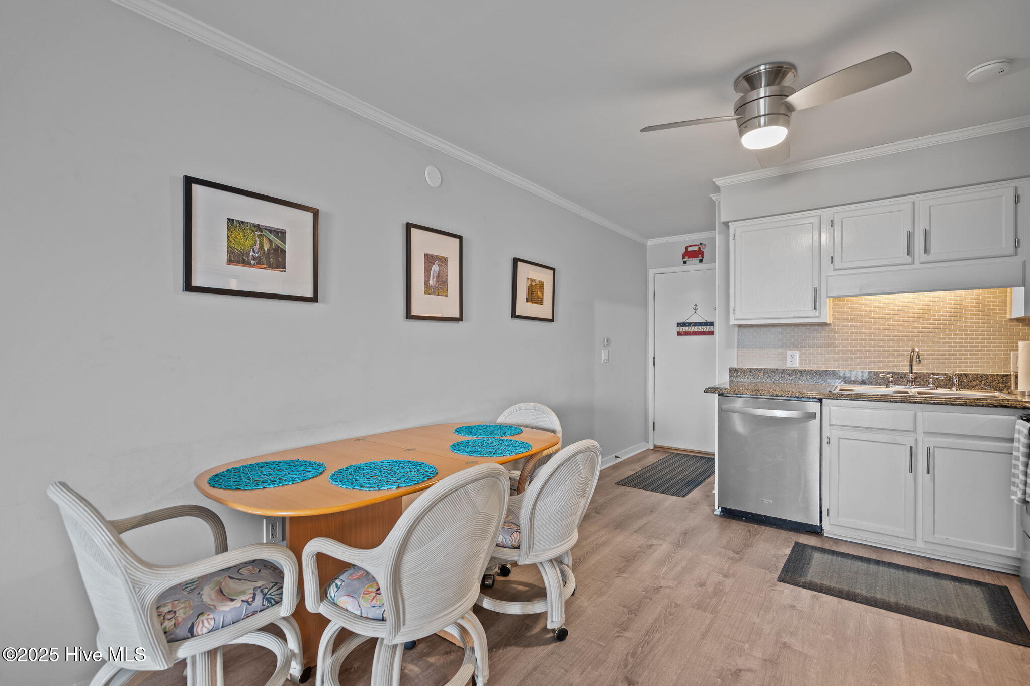 100546159 | Photo 10