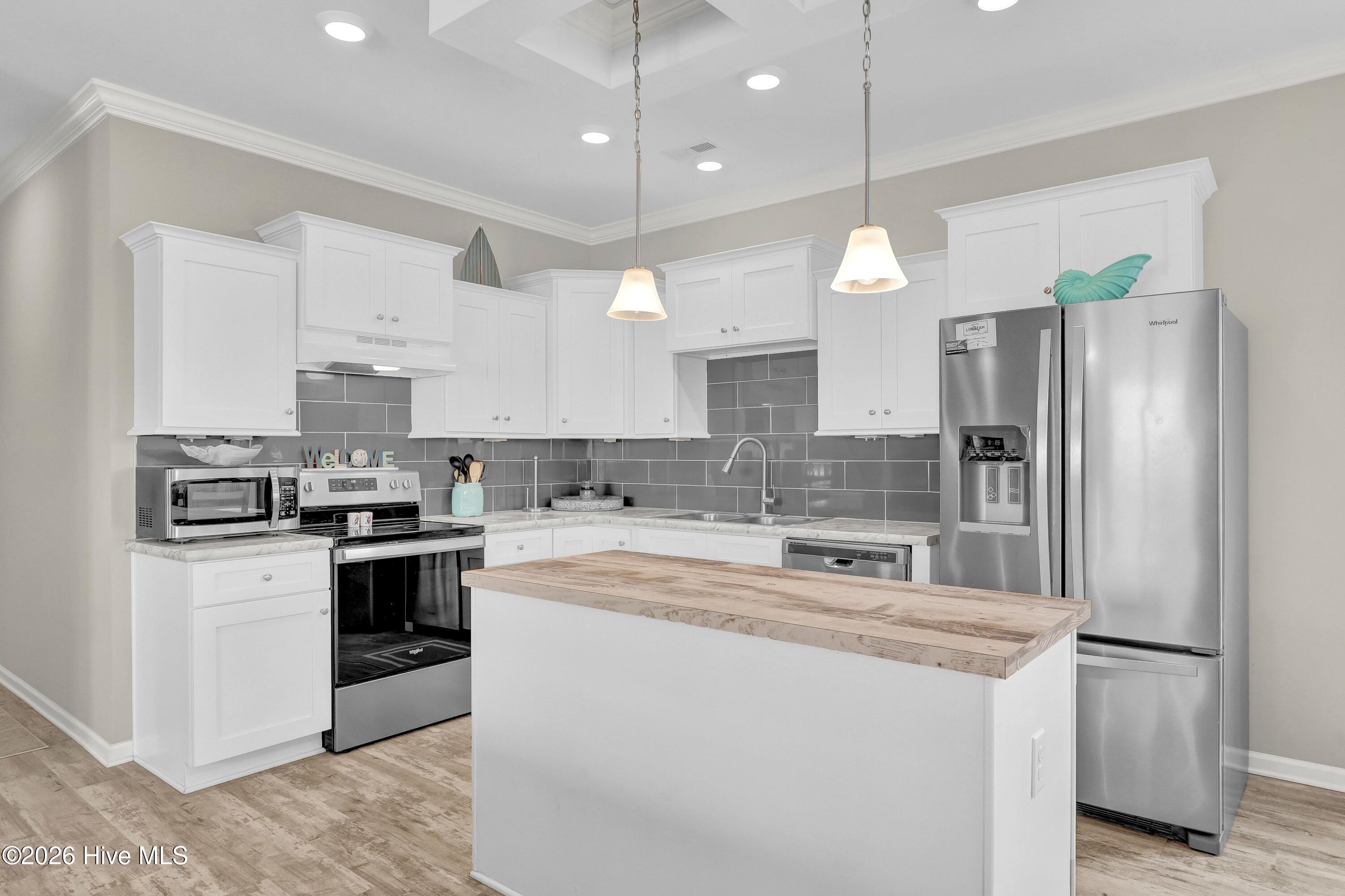 1017 1st Street, Surf City, NC, 28445