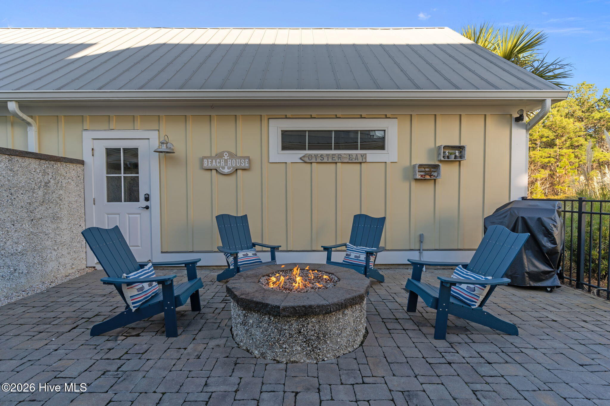 100547580 | Photo 38