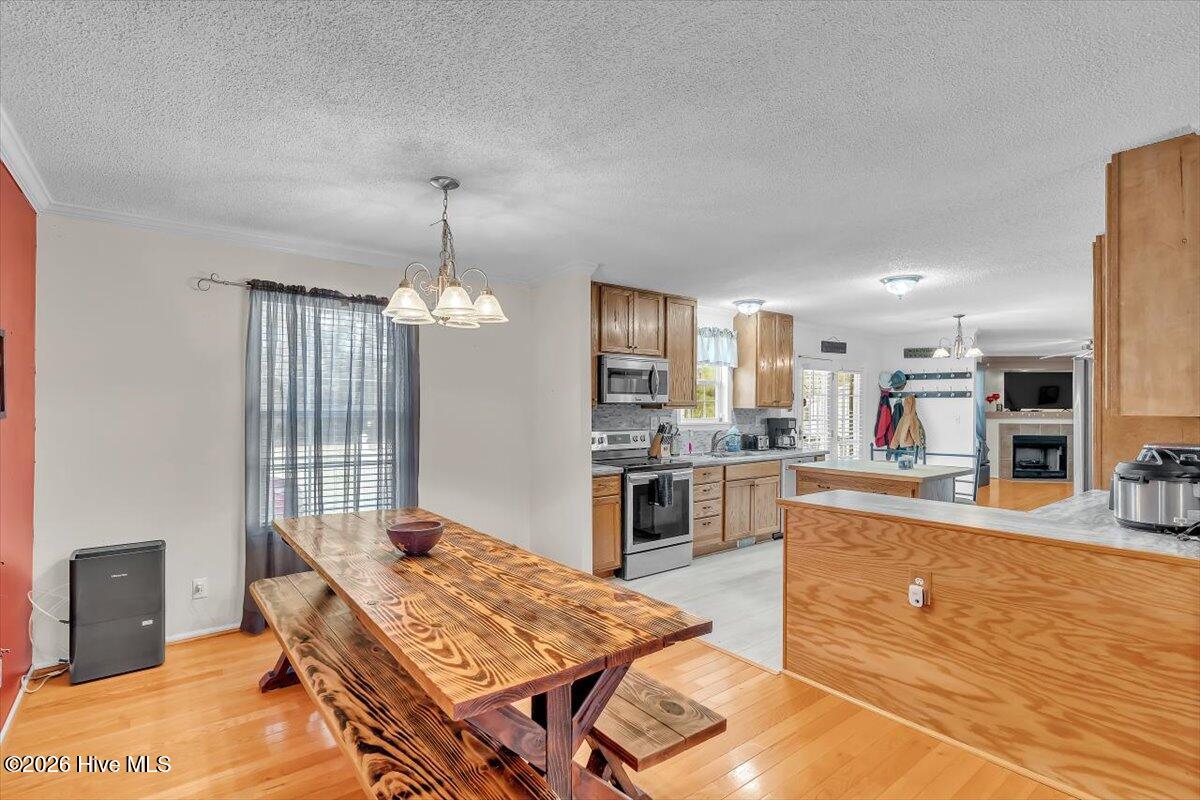 100549997 | Photo 15