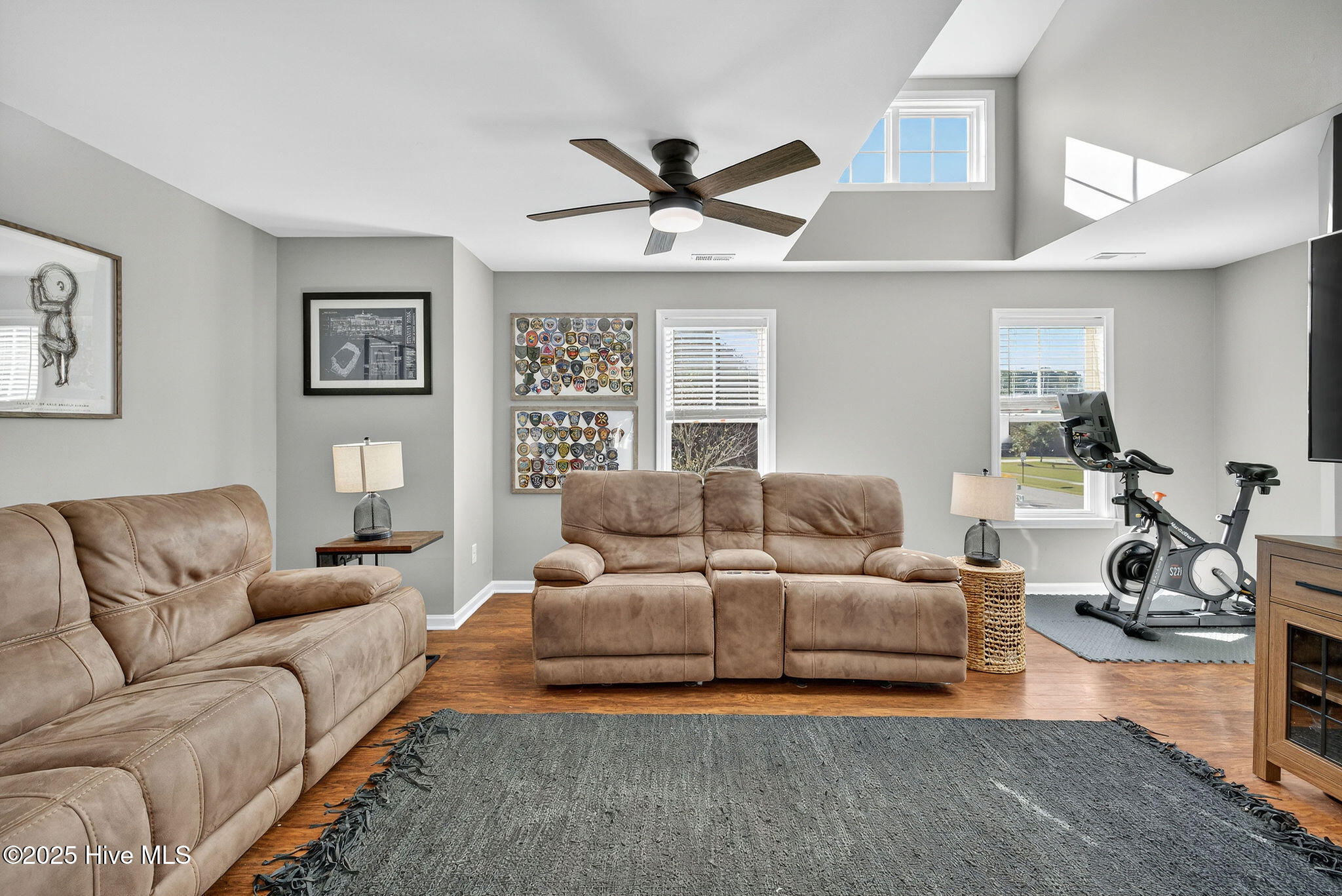 100537905 | Photo 20