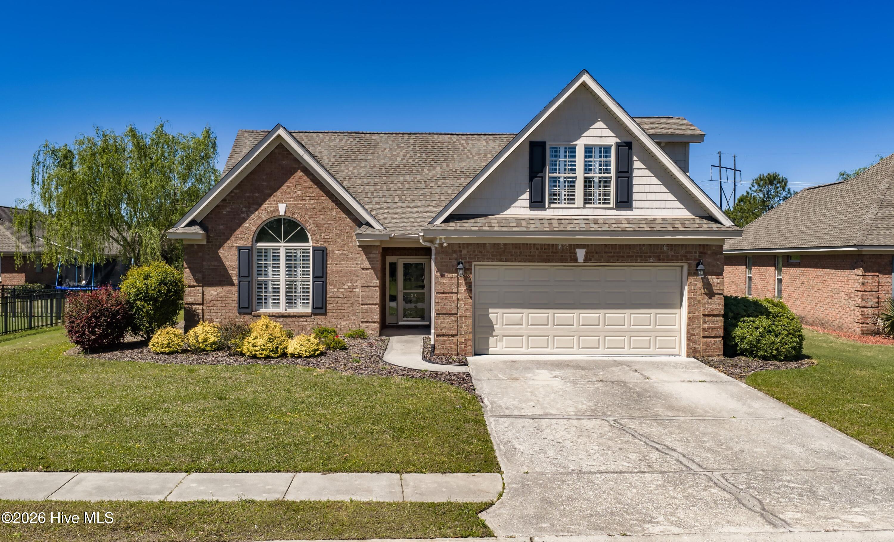 210 W Yellow Lois Drive, Hampstead, NC, 28443