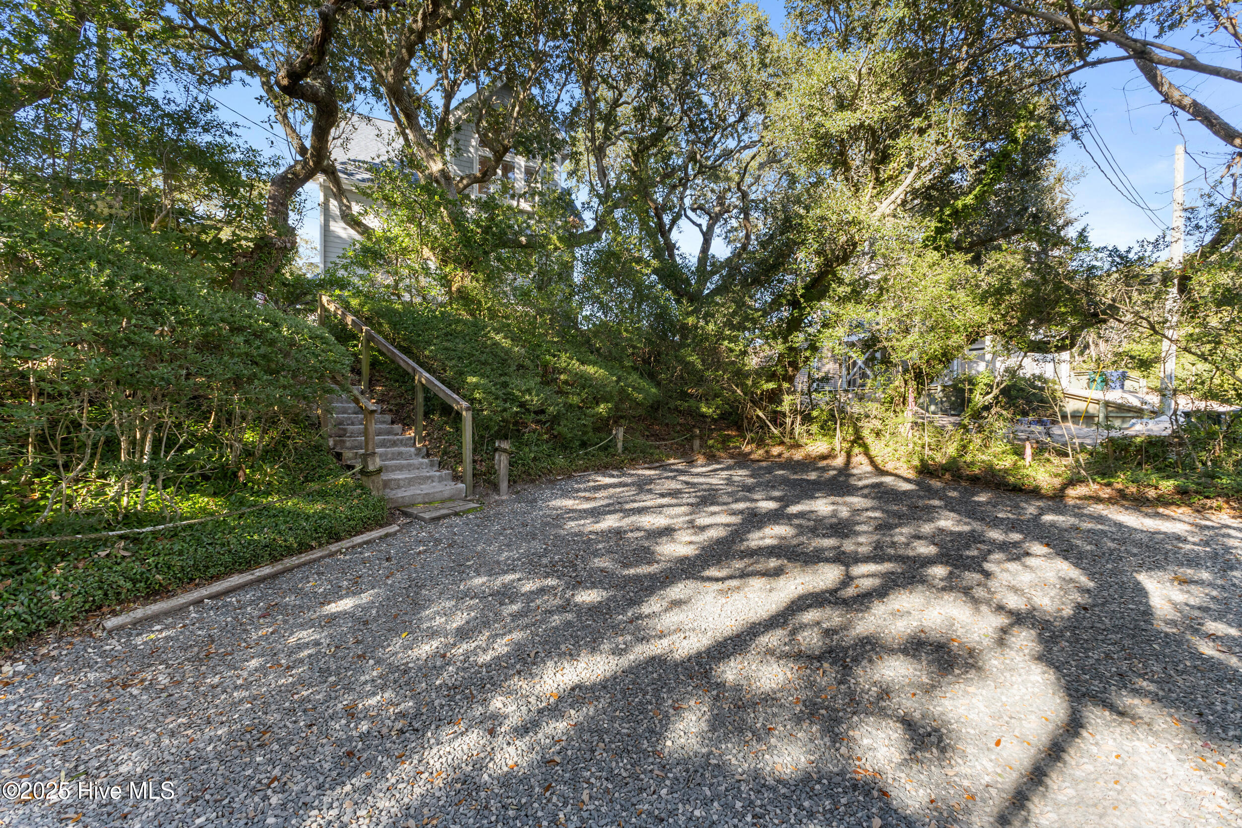 100545417 | Photo 54