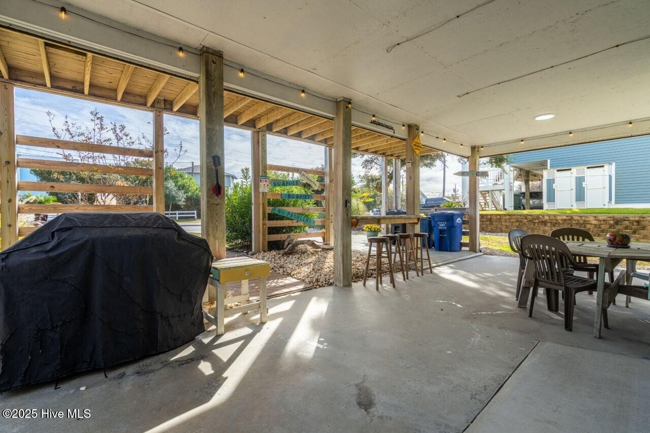 100544144 | Photo 36