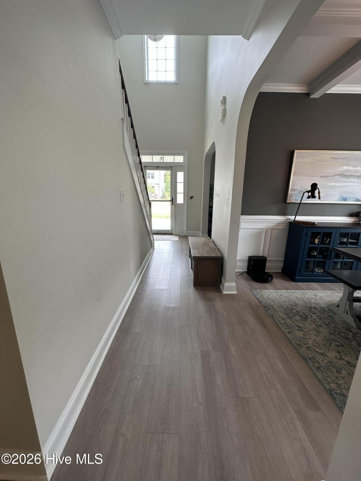 100563138 | Photo 51